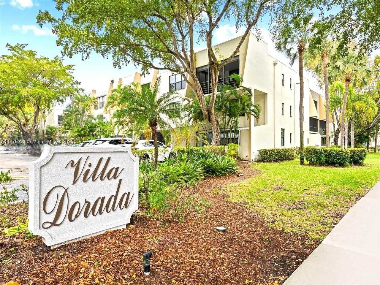 Small Image of Aventura Number 43