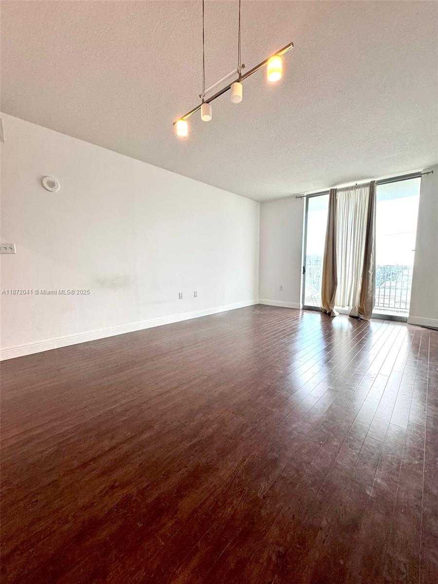 Small Image of 140 SOUTH DIXIE HWY #513, Hollywood Number 6