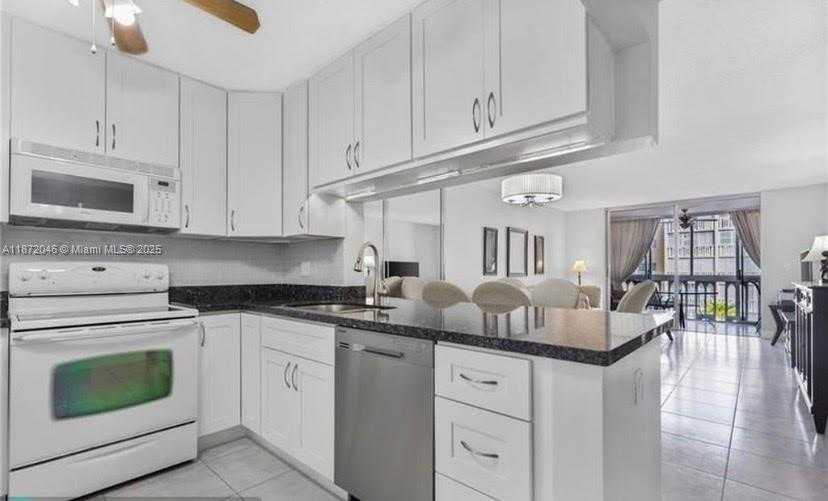 Small Image of 420 NORTH EAST 12TH AVE #404, Hallandale Beach Number 2