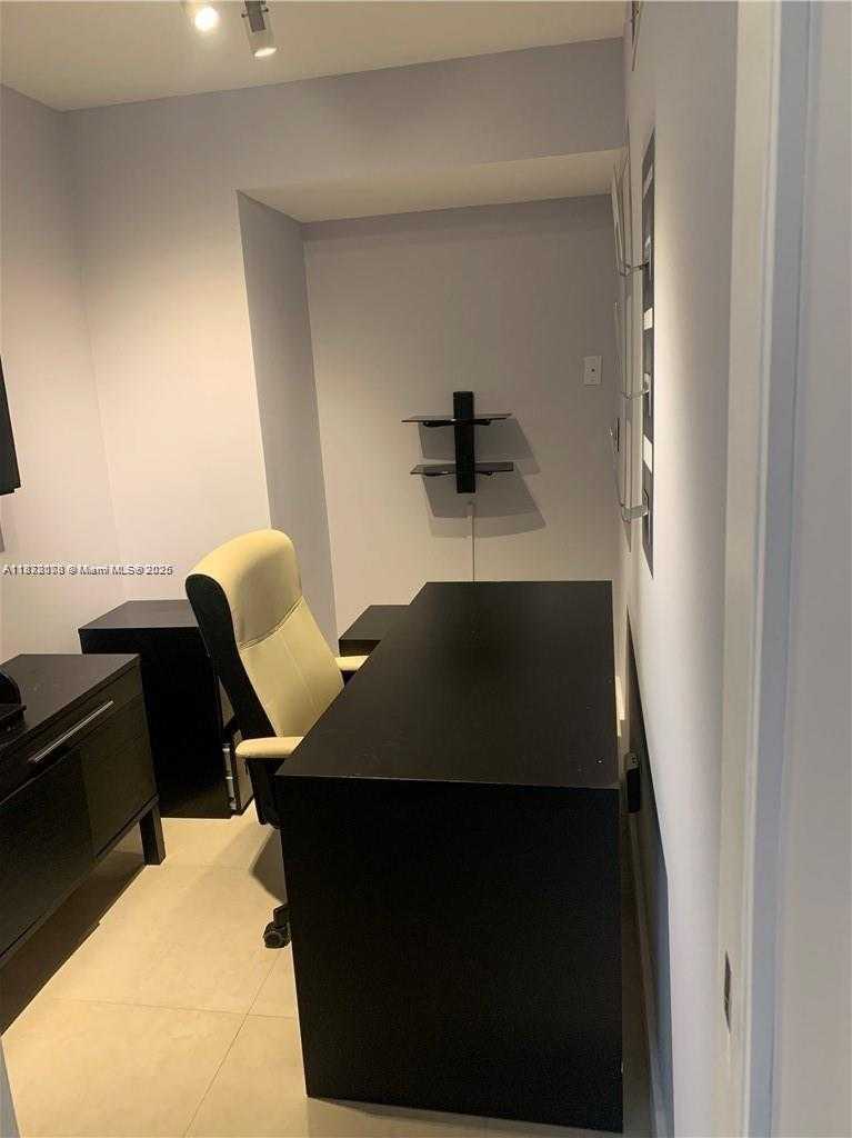 Small Image of 16171 BLATT BLVD #413, Weston Number 16