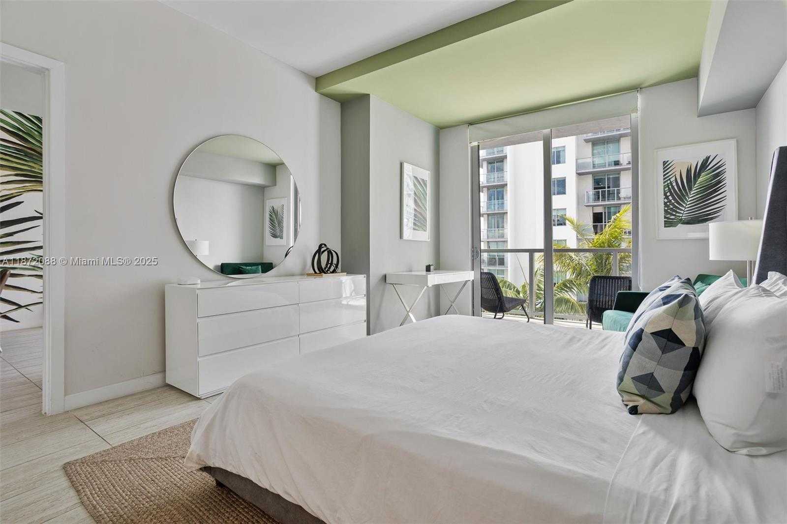 Small Image of 3900 BISCAYNE BLVD #N-819, Miami Number 11