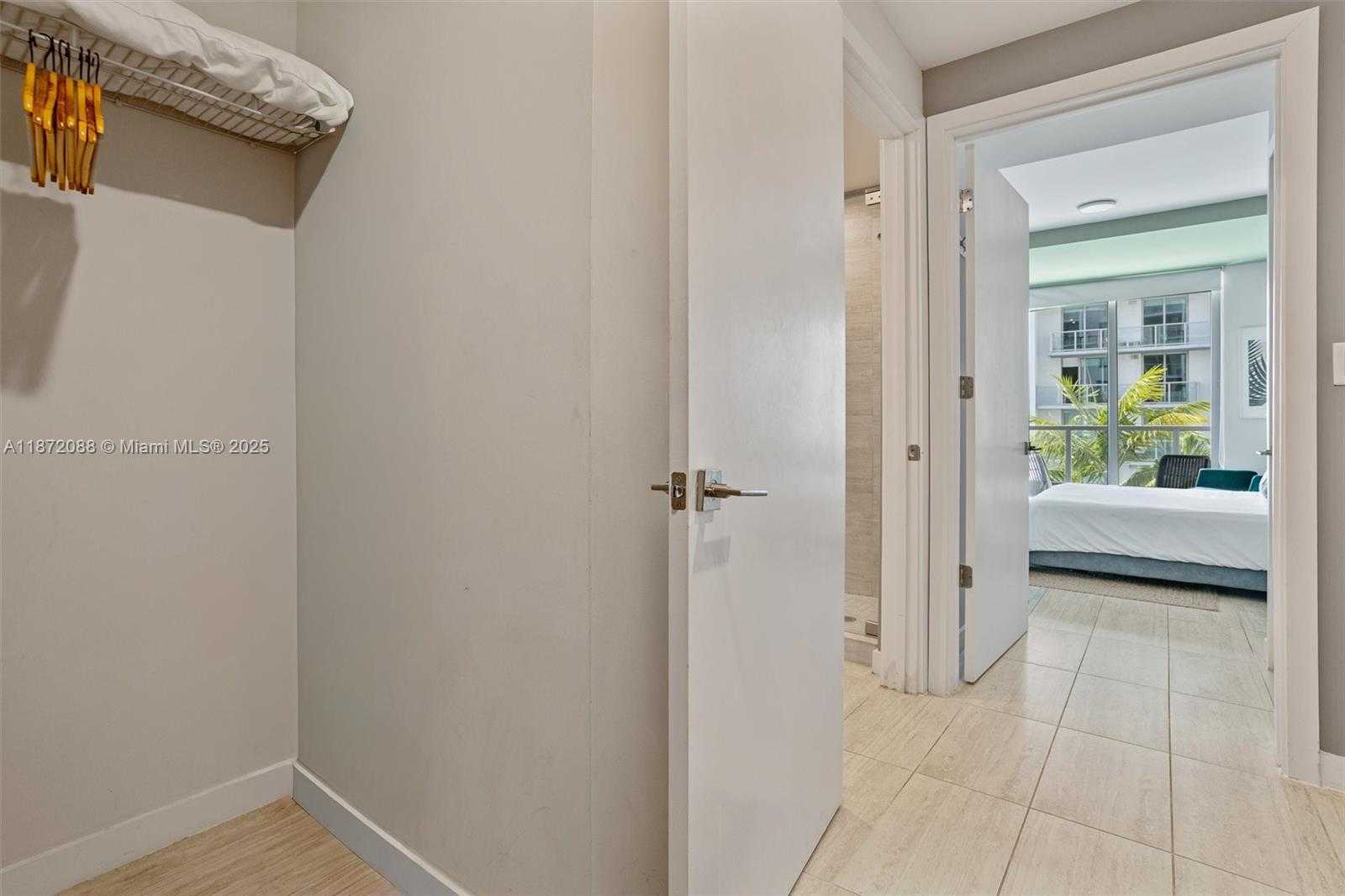 Small Image of 3900 BISCAYNE BLVD #N-819, Miami Number 14