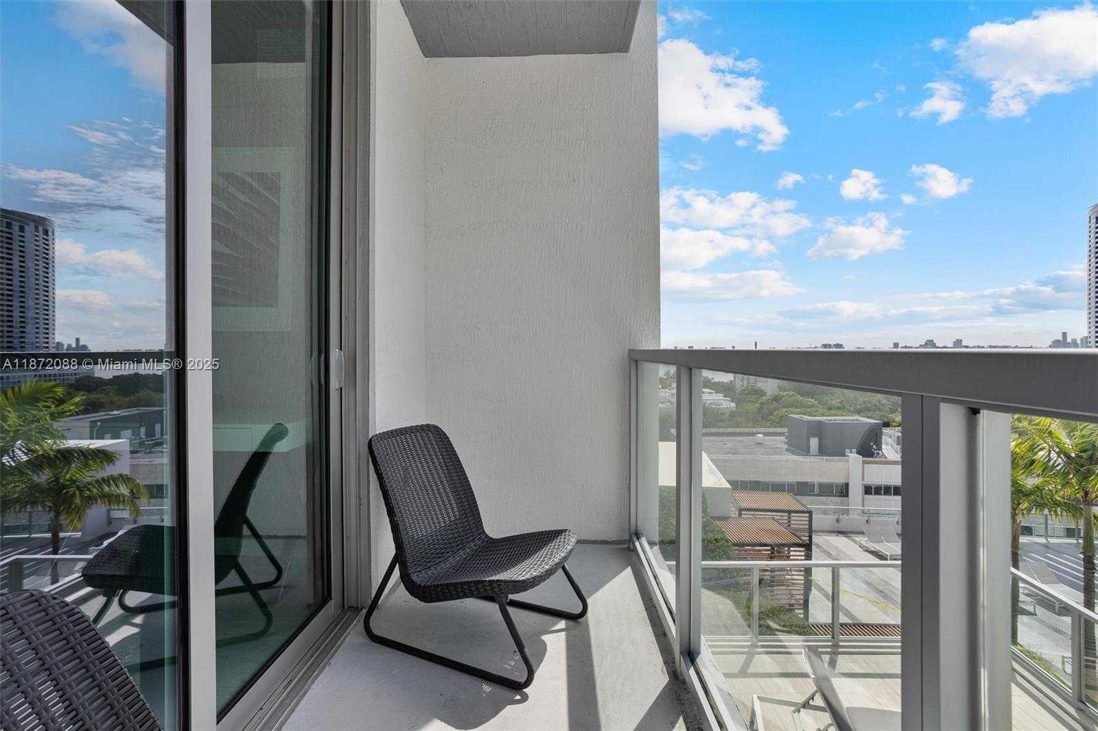 Small Image of 3900 BISCAYNE BLVD #N-819, Miami Number 23