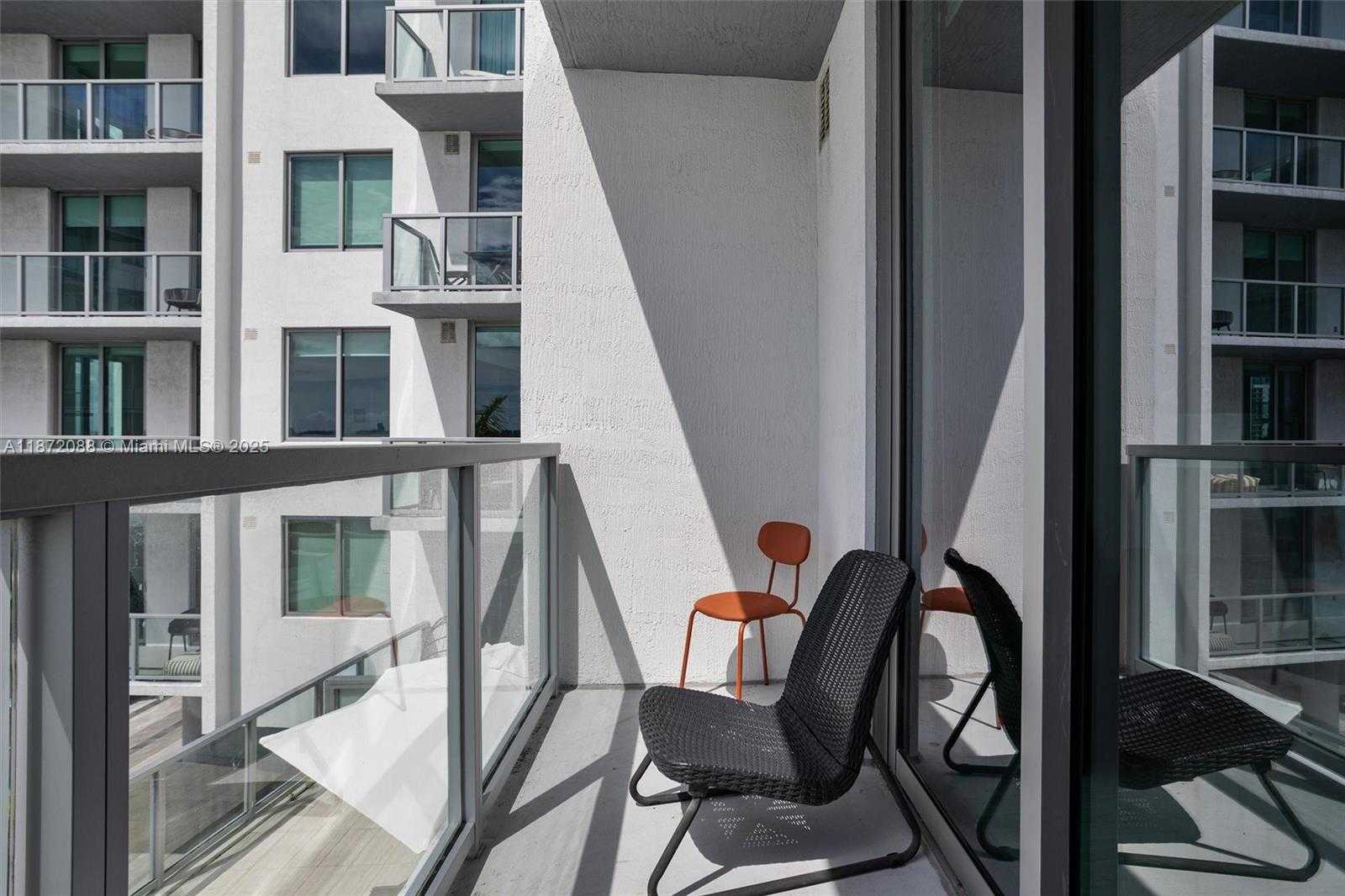 Small Image of 3900 BISCAYNE BLVD #N-819, Miami Number 24