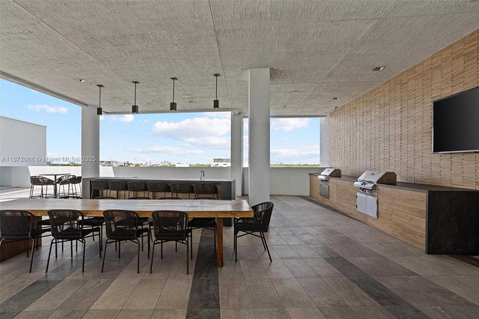 Small Image of 3900 BISCAYNE BLVD #N-819, Miami Number 25