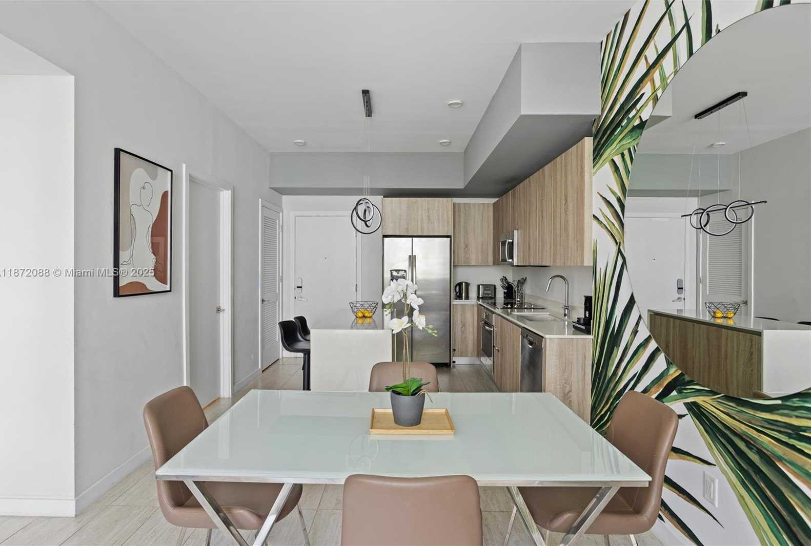 Small Image of 3900 BISCAYNE BLVD #N-819, Miami Number 5