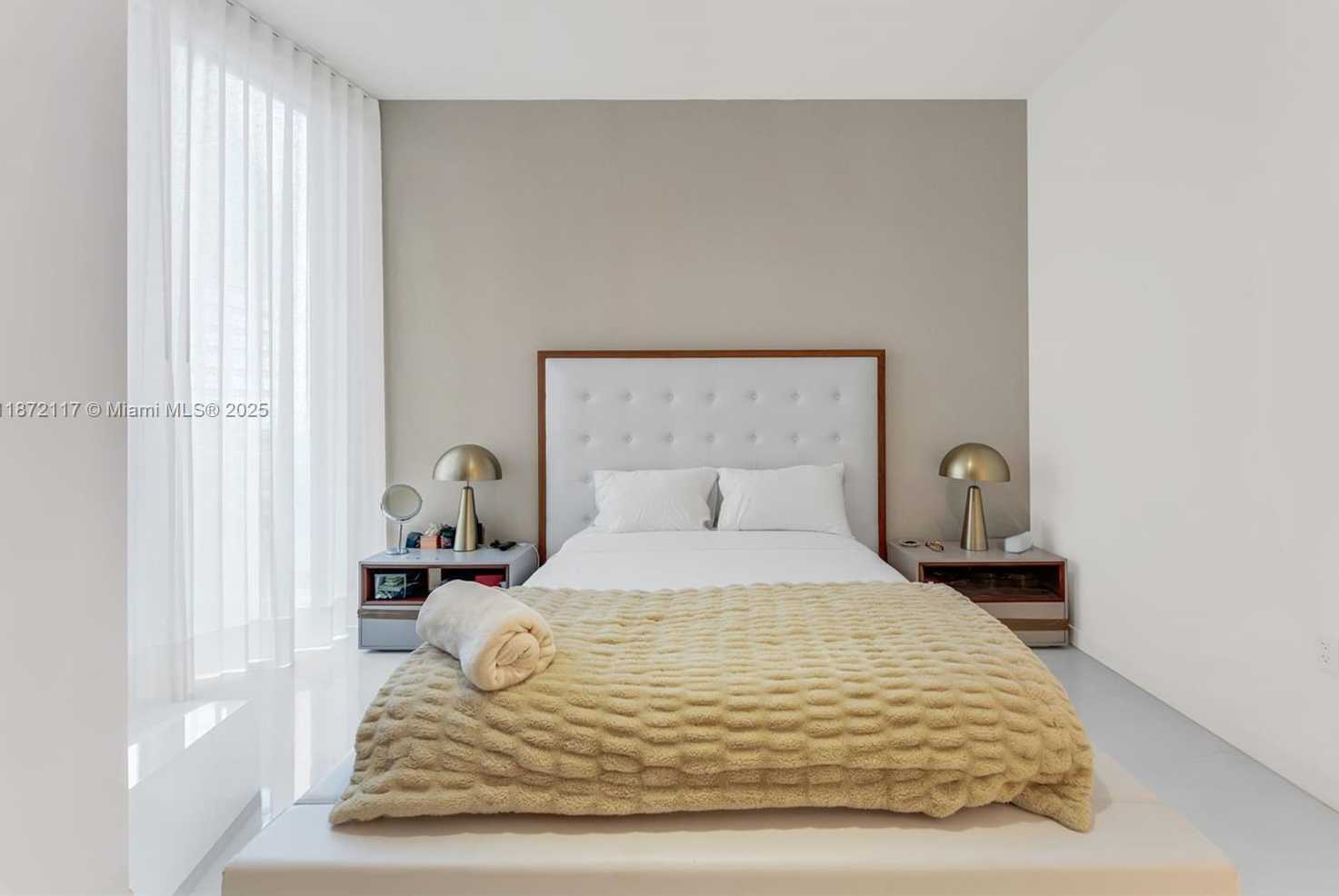 Small Image of 300 BISCAYNE BOULEVARD WAY #4104C, Miami Number 16