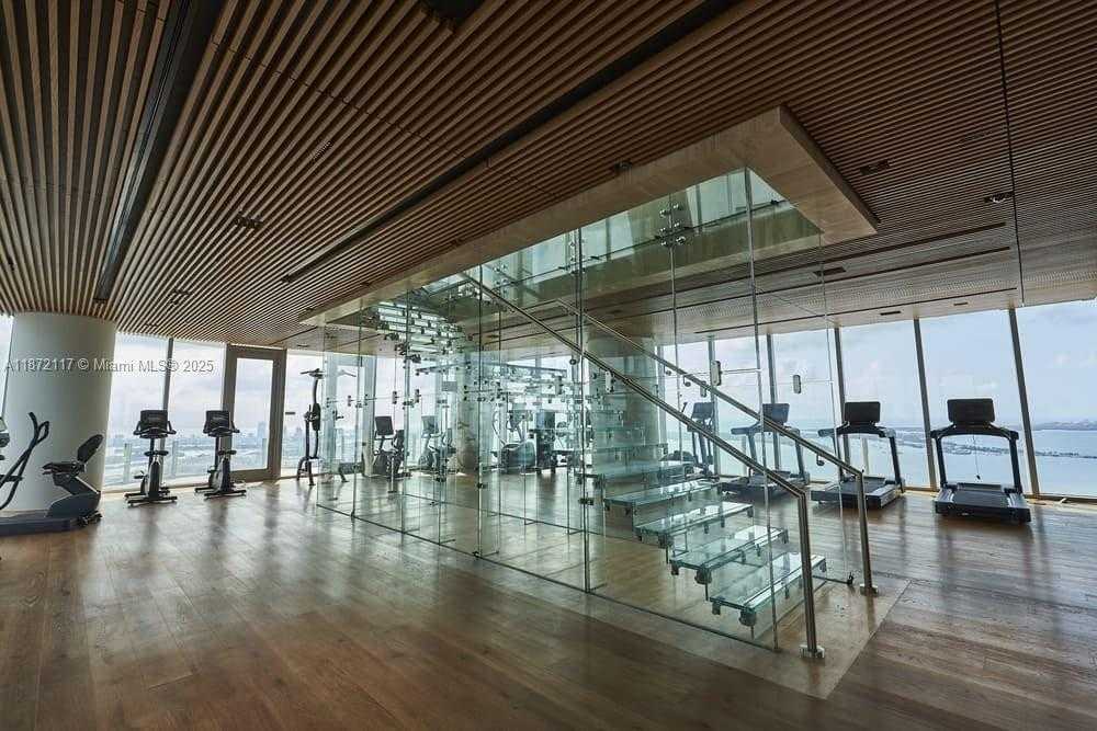 Small Image of 300 BISCAYNE BOULEVARD WAY #4104C, Miami Number 33