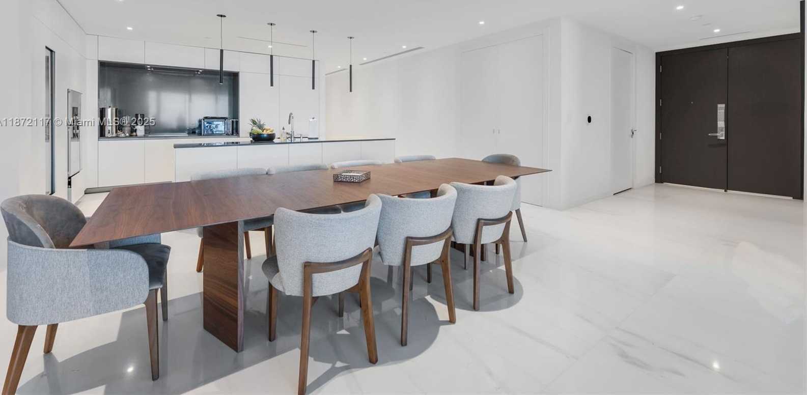 Small Image of 300 BISCAYNE BOULEVARD WAY #4104C, Miami Number 7