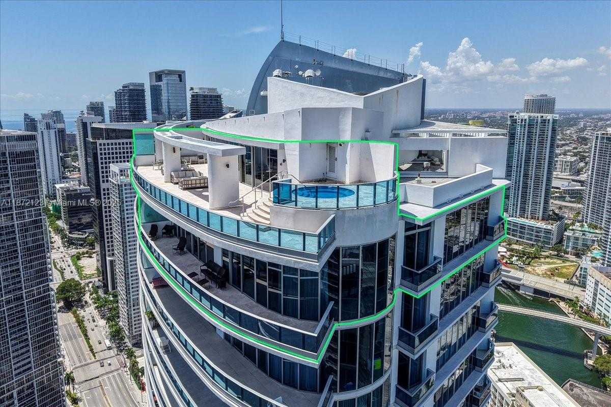 Small Image of 200 BISCAYNE BOULEVARD WAY #5401, Miami Number 2