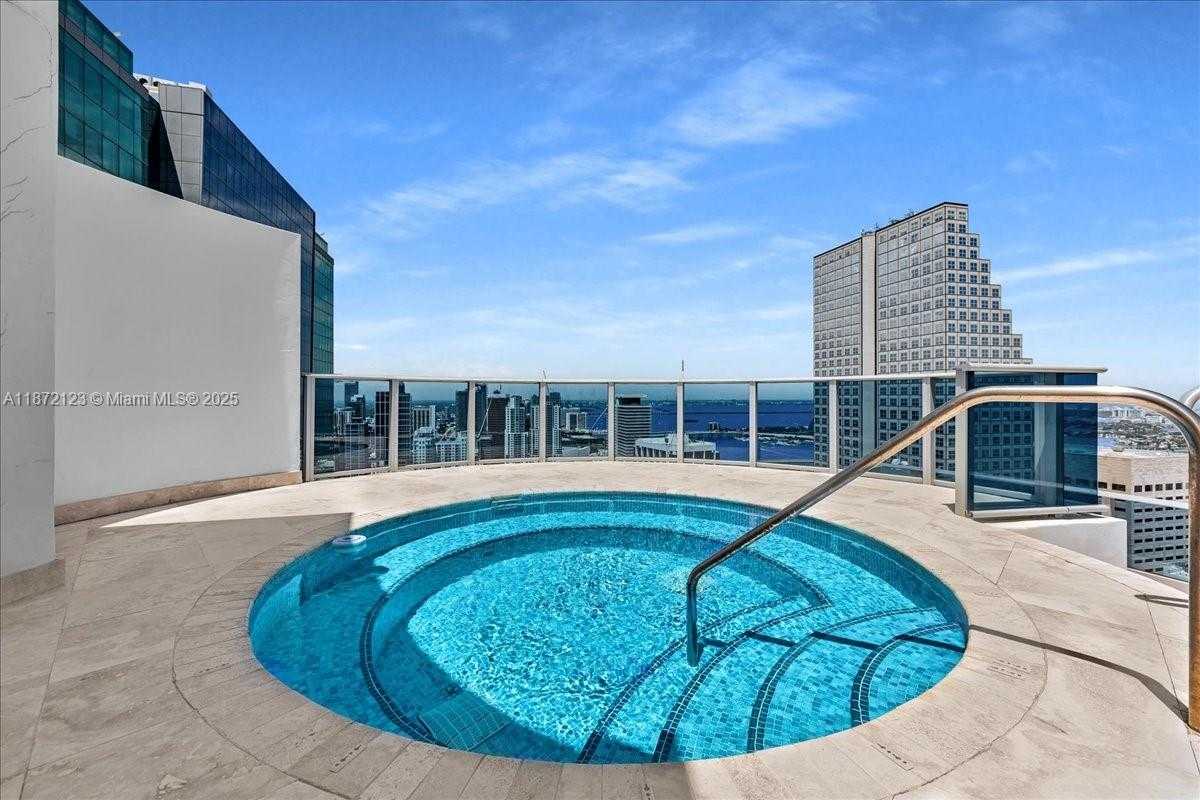 Small Image of 200 BISCAYNE BOULEVARD WAY #5401, Miami Number 46