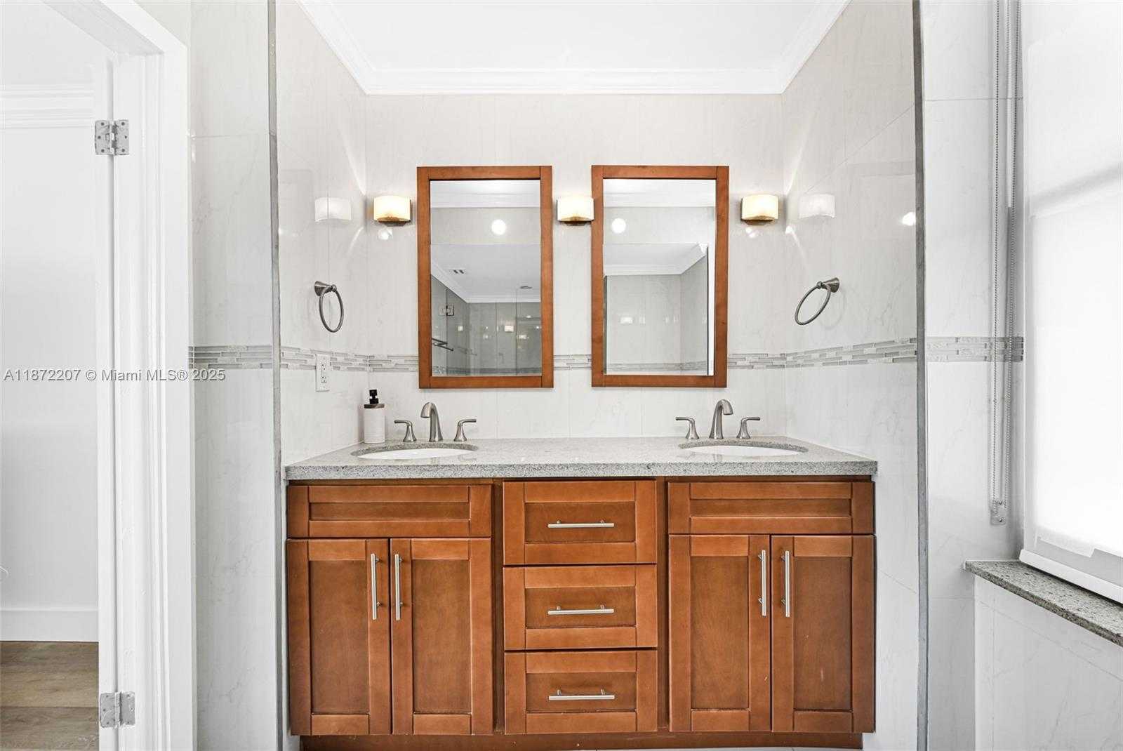 Small Image of 18181 NORTH EAST 31ST CT #807, Aventura Number 12