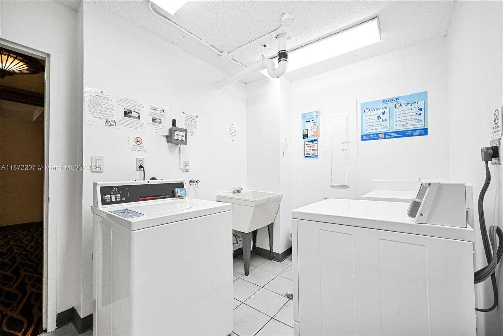 Small Image of 18181 NORTH EAST 31ST CT #807, Aventura Number 20