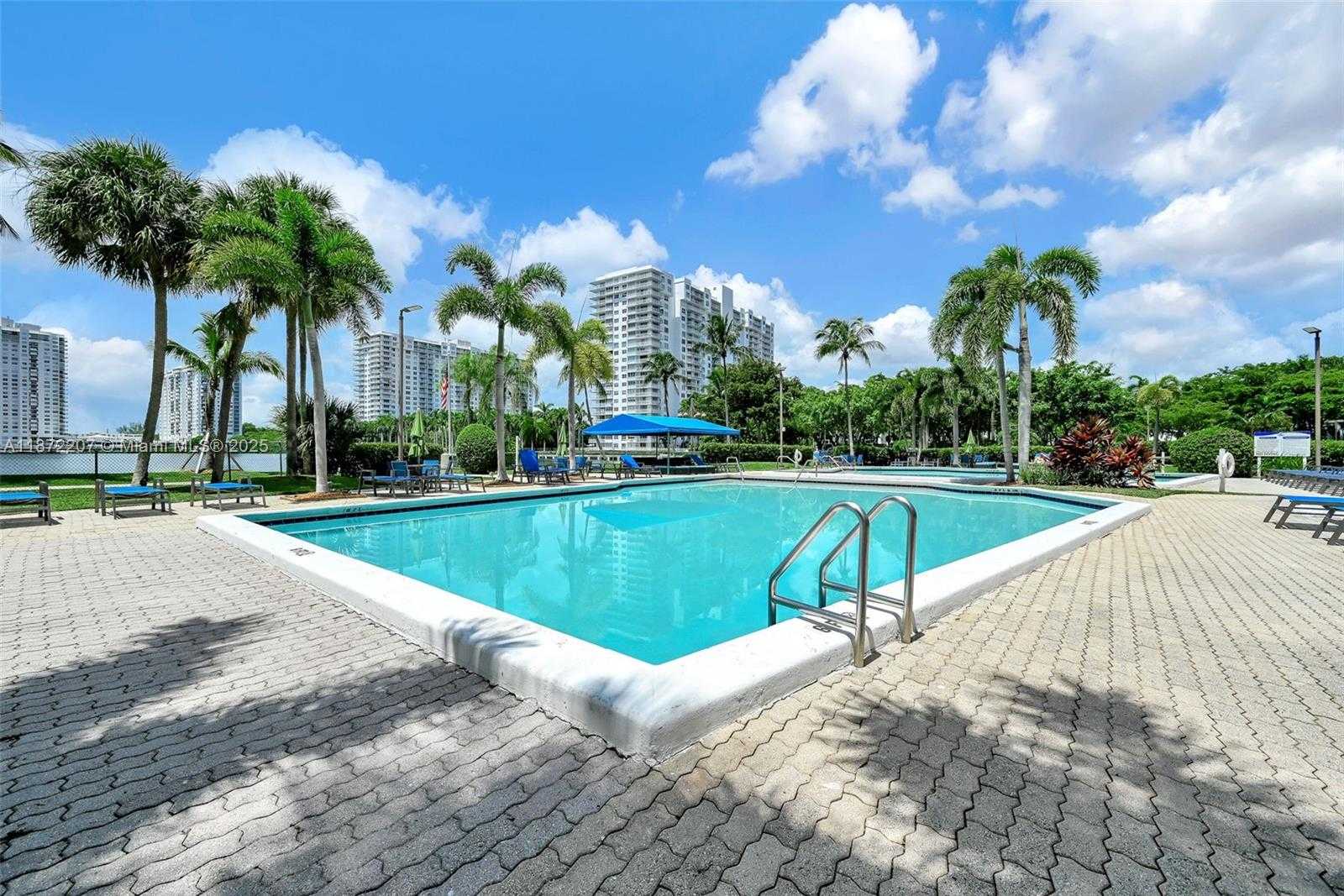 Small Image of 18181 NORTH EAST 31ST CT #807, Aventura Number 26