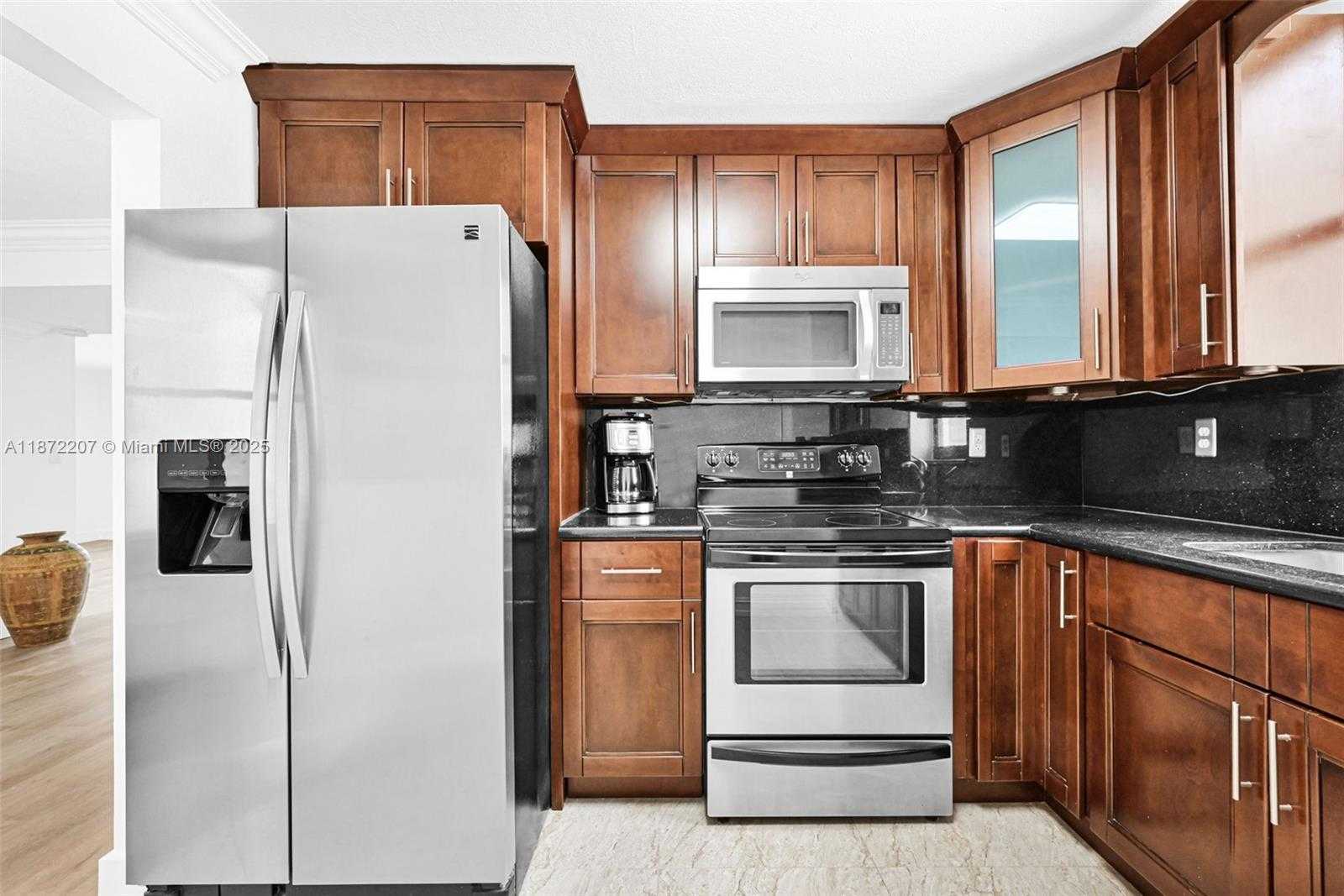 Small Image of 18181 NORTH EAST 31ST CT #807, Aventura Number 5