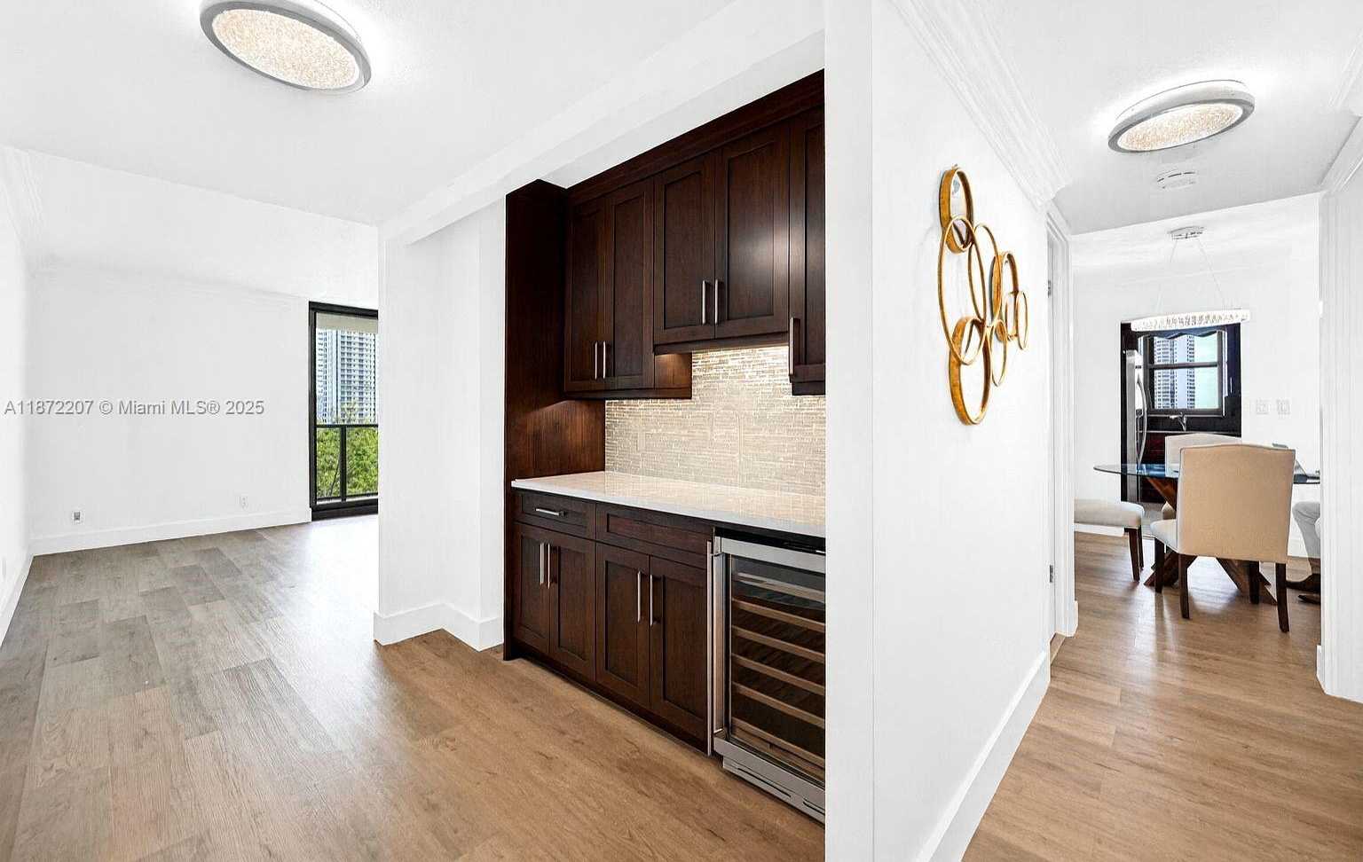 Small Image of 18181 NORTH EAST 31ST CT #807, Aventura Number 8