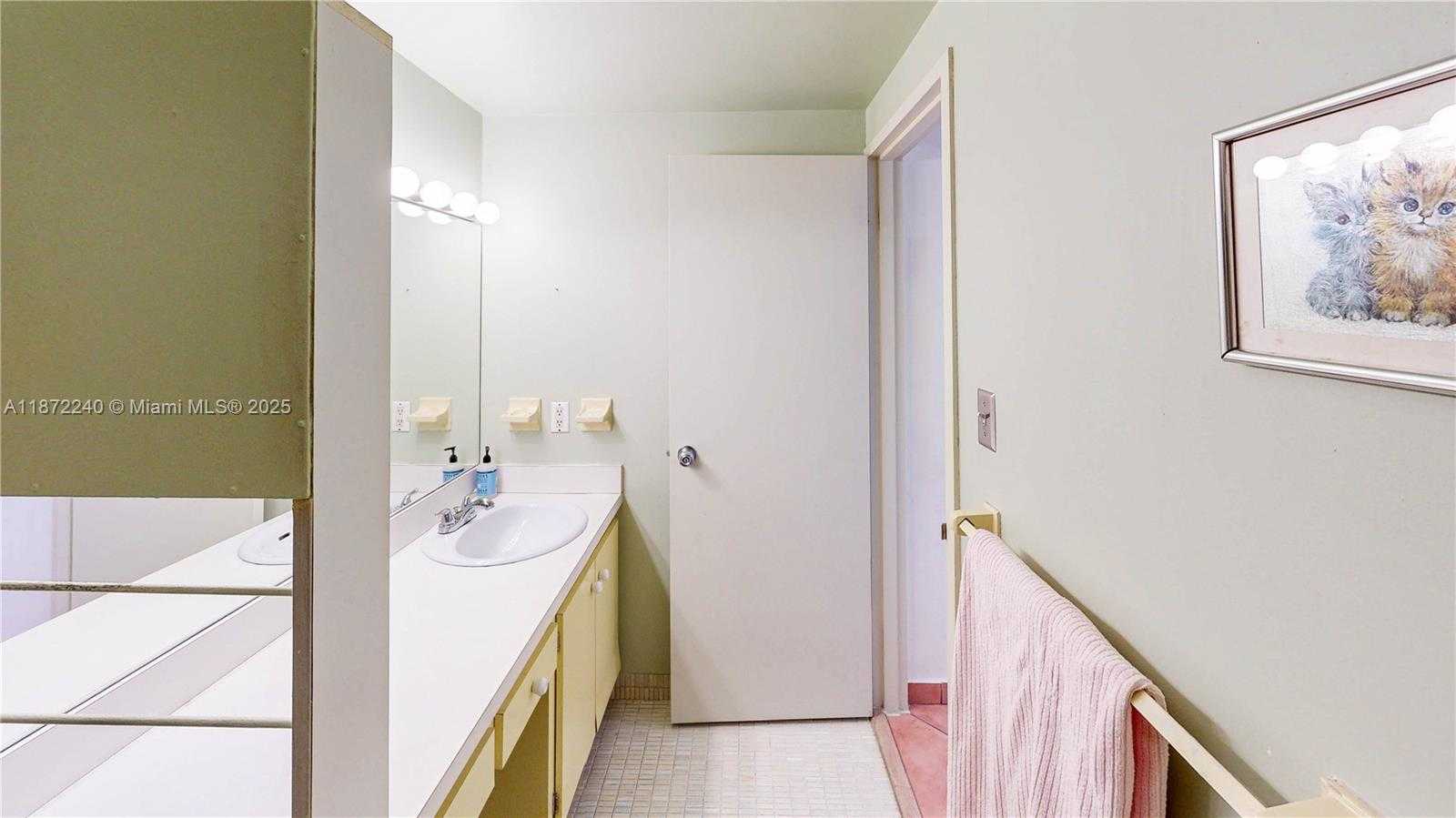 Small Image of 3301 NORTH EAST 5TH AVE #110, Miami Number 33