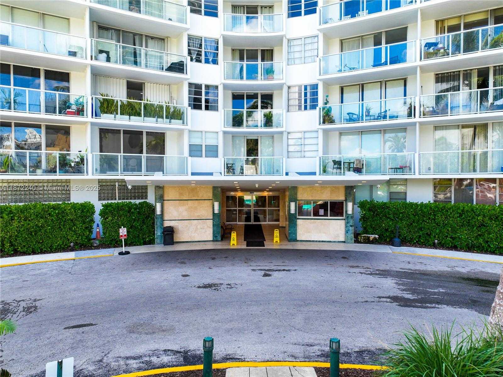 Small Image of 3301 NORTH EAST 5TH AVE #110, Miami Number 6