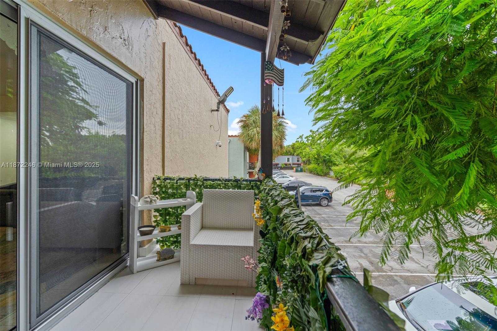 Small Image of 10834 NORTH KENDALL DR #X12, Miami Number 29
