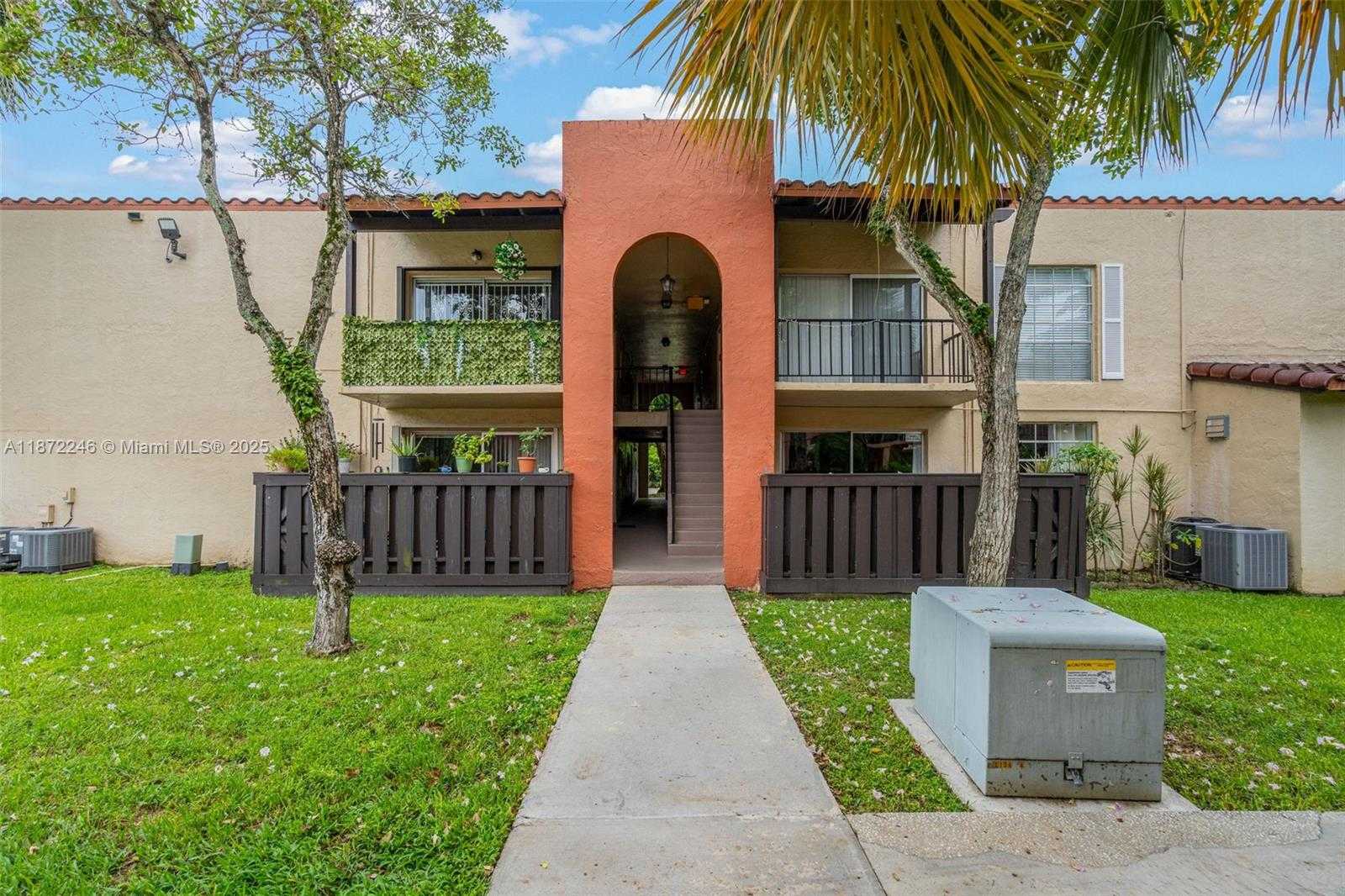 Small Image of 10834 NORTH KENDALL DR #X12, Miami Number 6