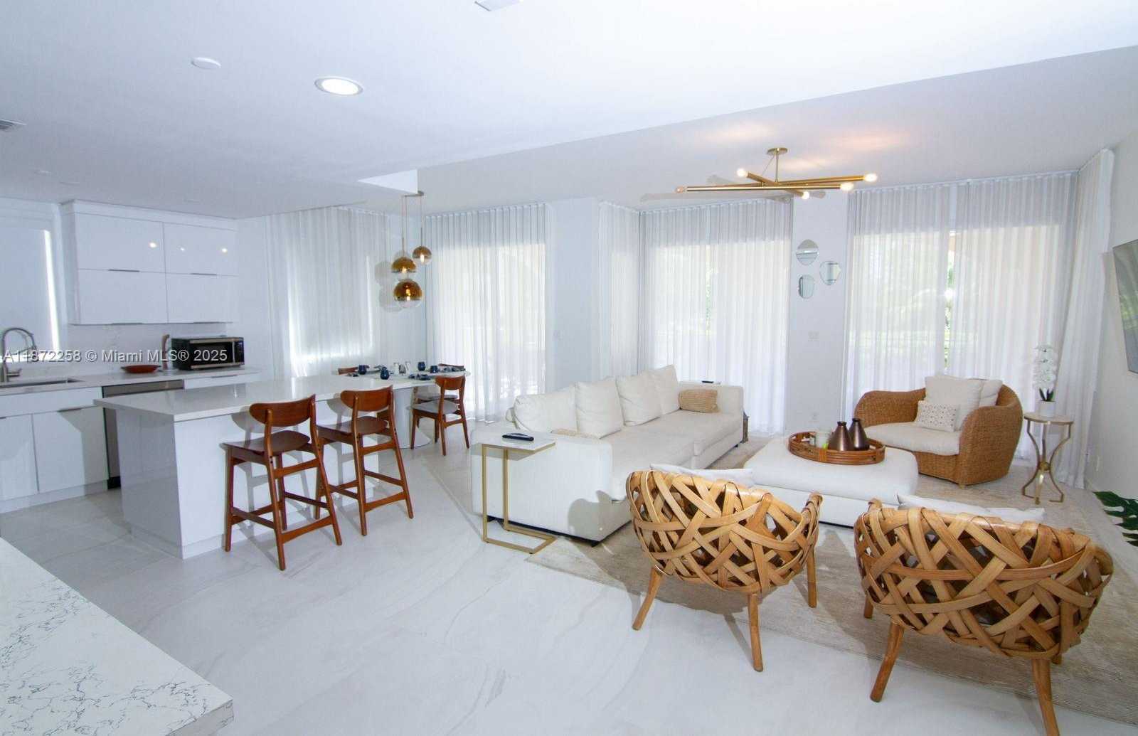 Small Image of 19217 FISHER ISLAND DR #19217, Miami Beach Number 8