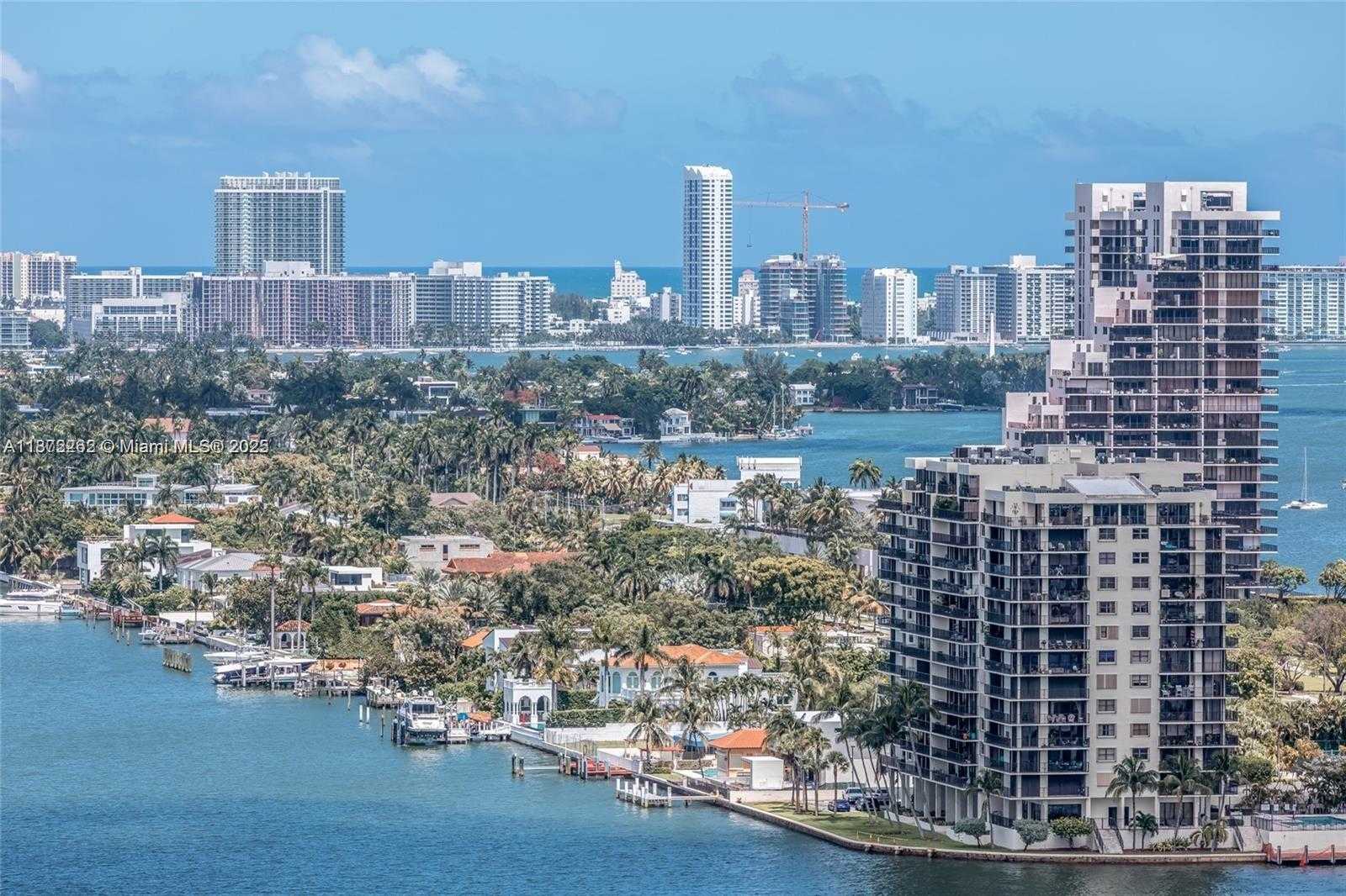 Small Image of 1750 NORTH BAYSHORE DR #2402, Miami Number 20