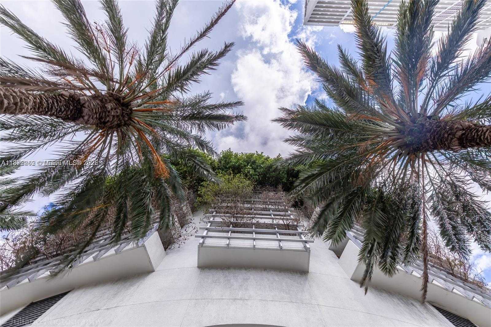 Small Image of 1750 NORTH BAYSHORE DR #2402, Miami Number 26