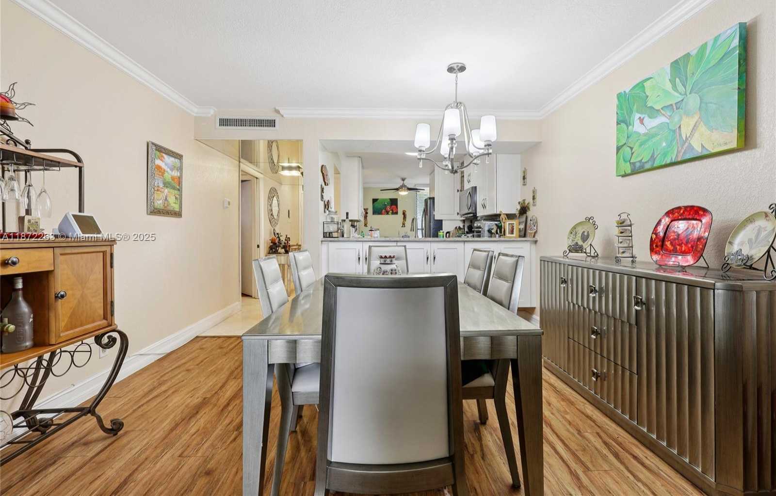 Small Image of 5732 CORAL LAKE DR #308, Margate Number 10