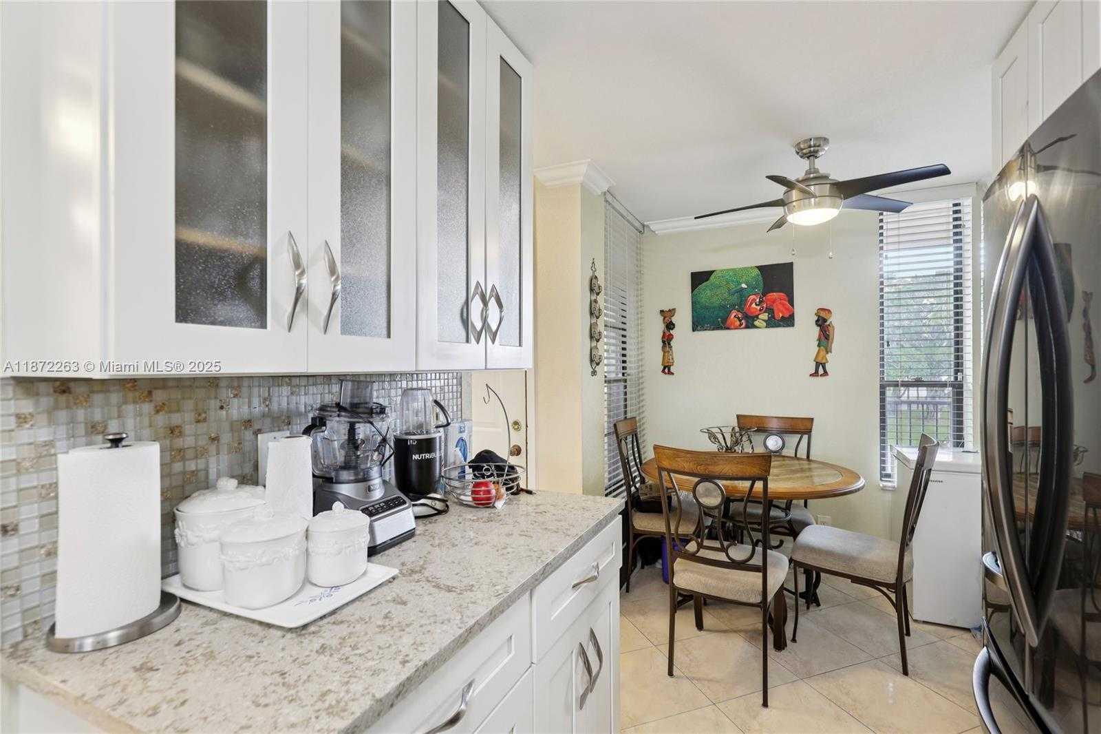 Small Image of 5732 CORAL LAKE DR #308, Margate Number 14