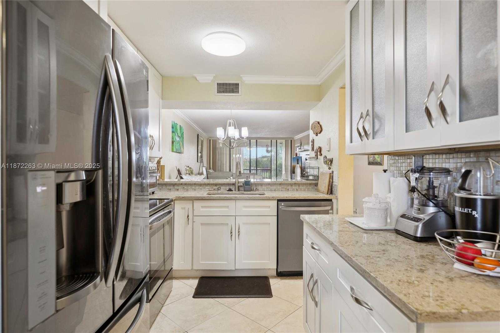 Small Image of 5732 CORAL LAKE DR #308, Margate Number 16