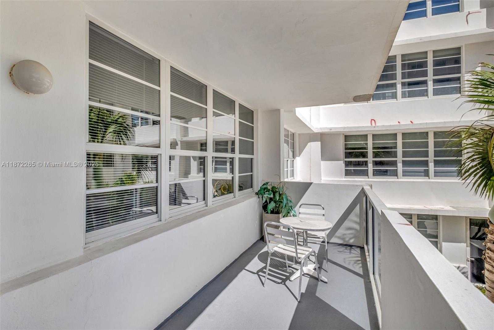 Small Image of 100 LINCOLN RD #417, Miami Beach Number 20