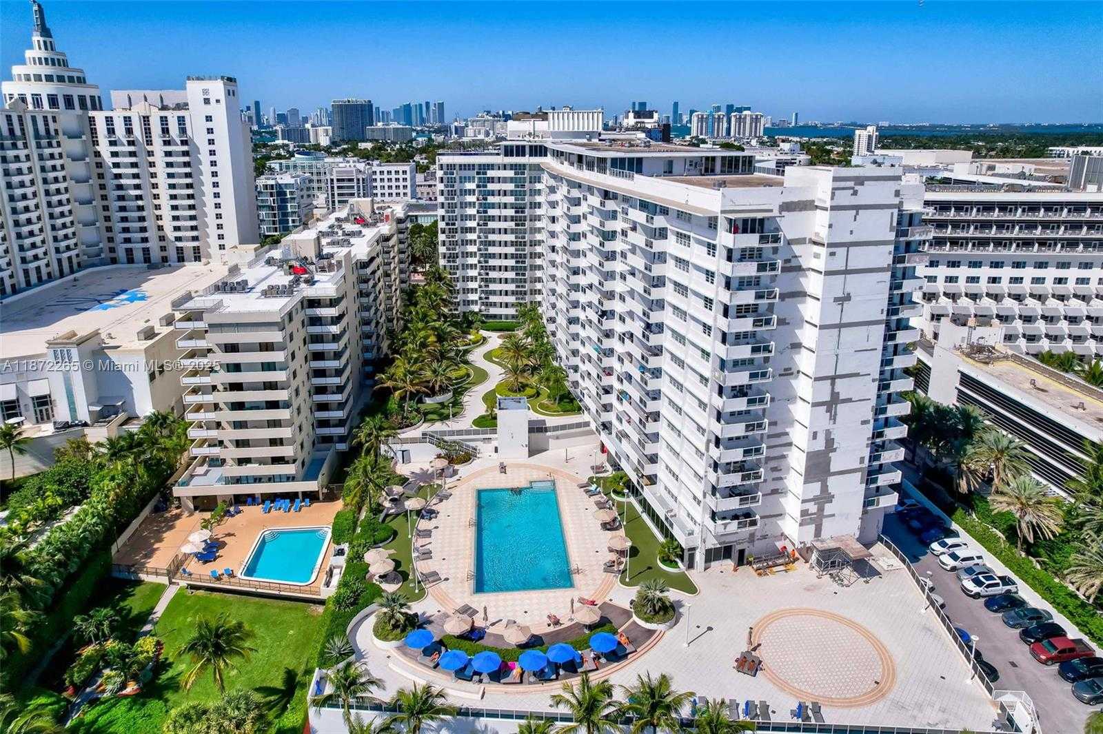 Small Image of 100 LINCOLN RD #417, Miami Beach Number 3