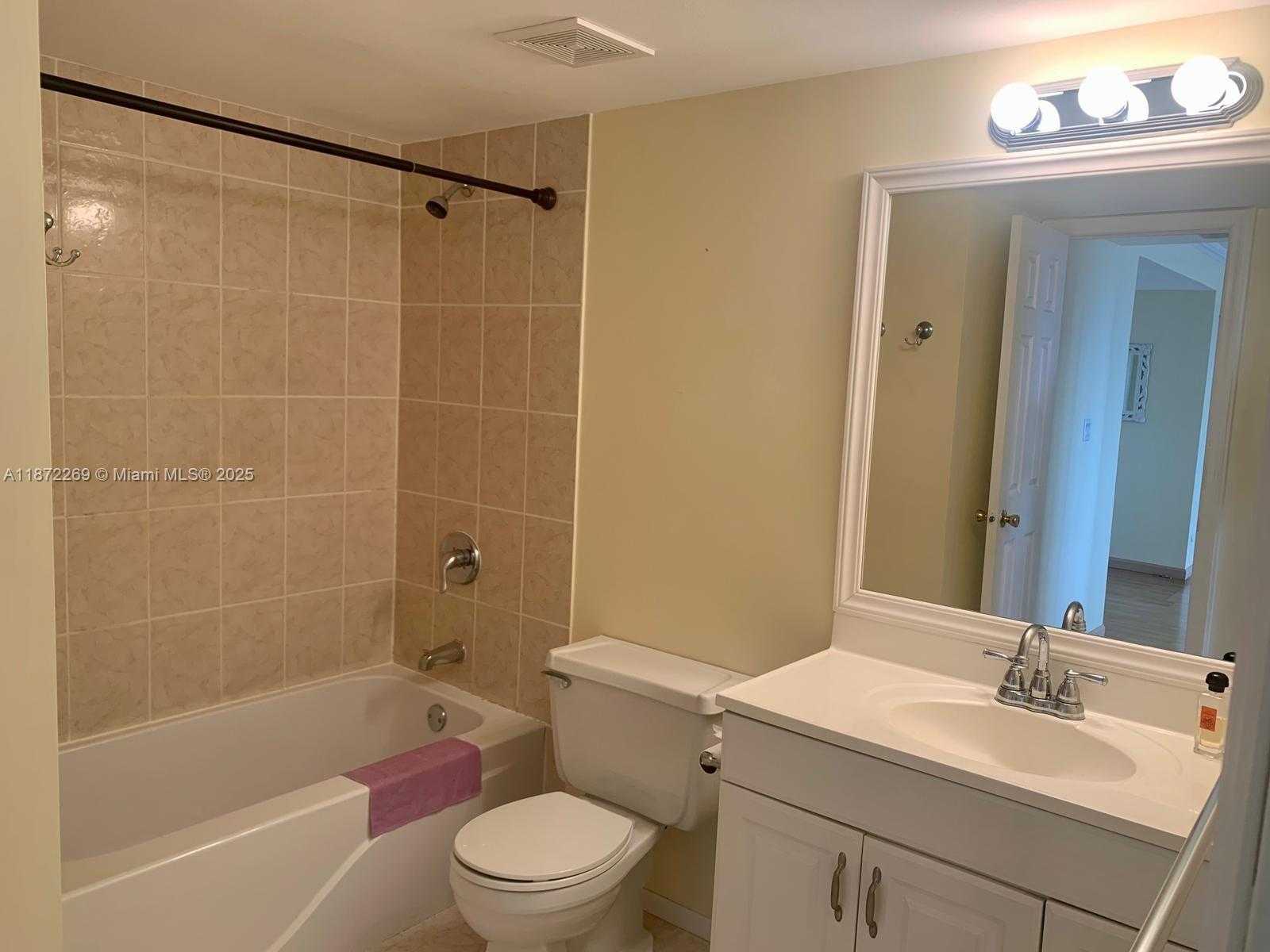 Small Image of 250 174TH ST #1801, Sunny Isles Beach Number 16