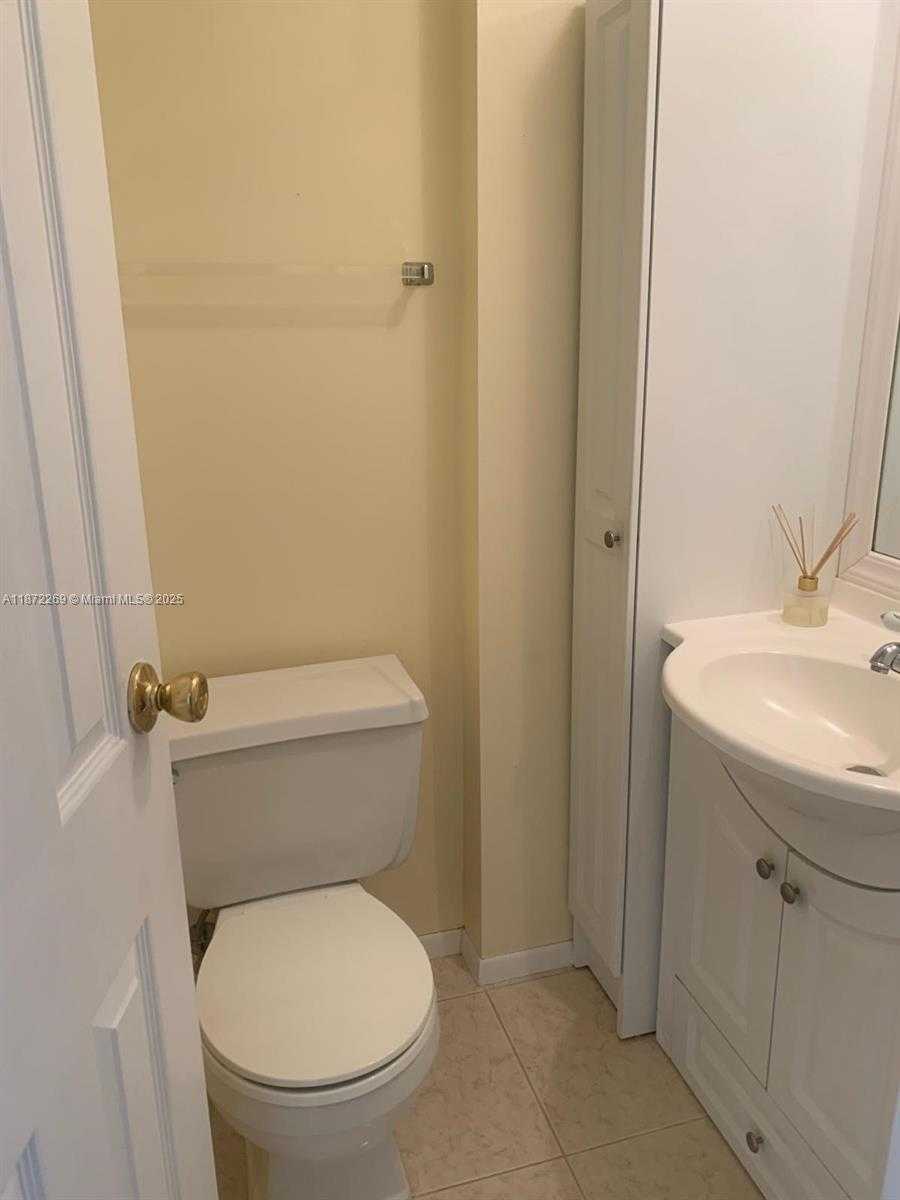 Small Image of 250 174TH ST #1801, Sunny Isles Beach Number 17