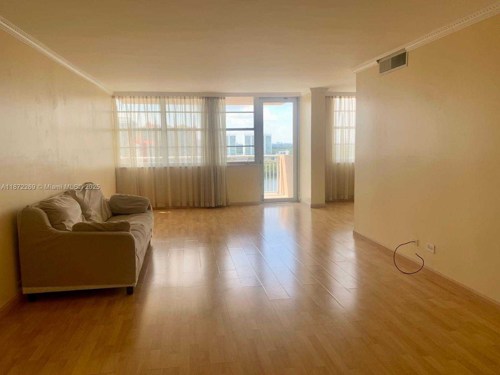 Small Image of 250 174TH ST #1801, Sunny Isles Beach Number 7