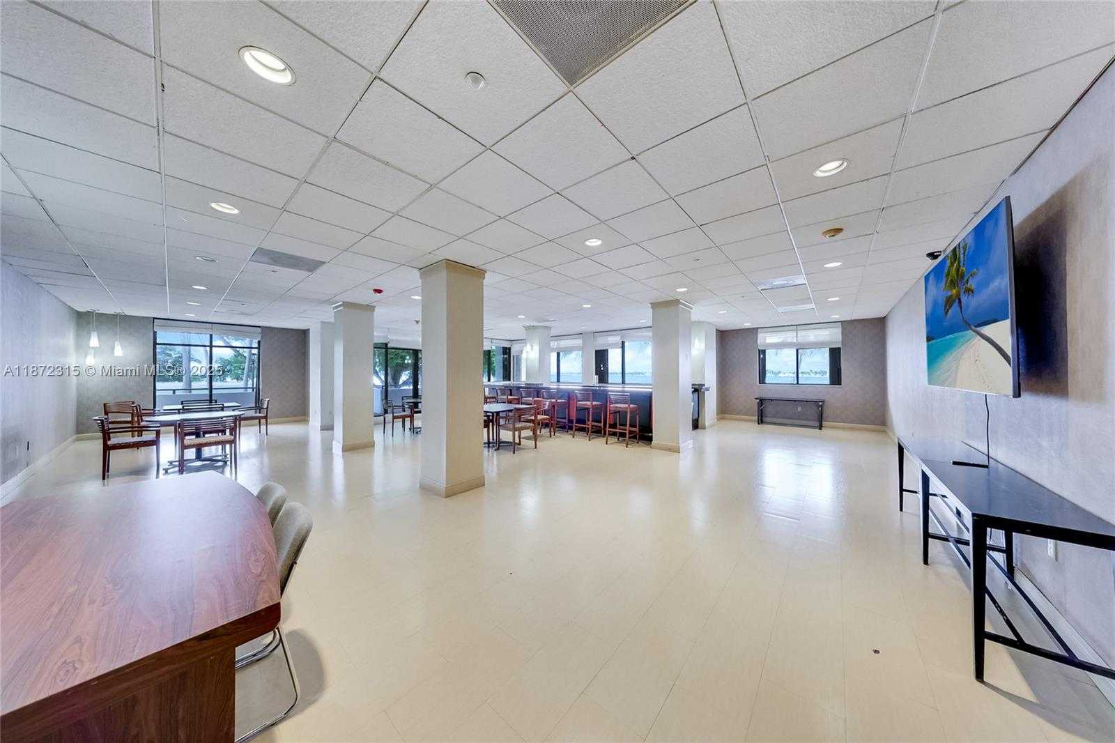 Small Image of 2333 BRICKELL AVE #1406, Miami Number 30