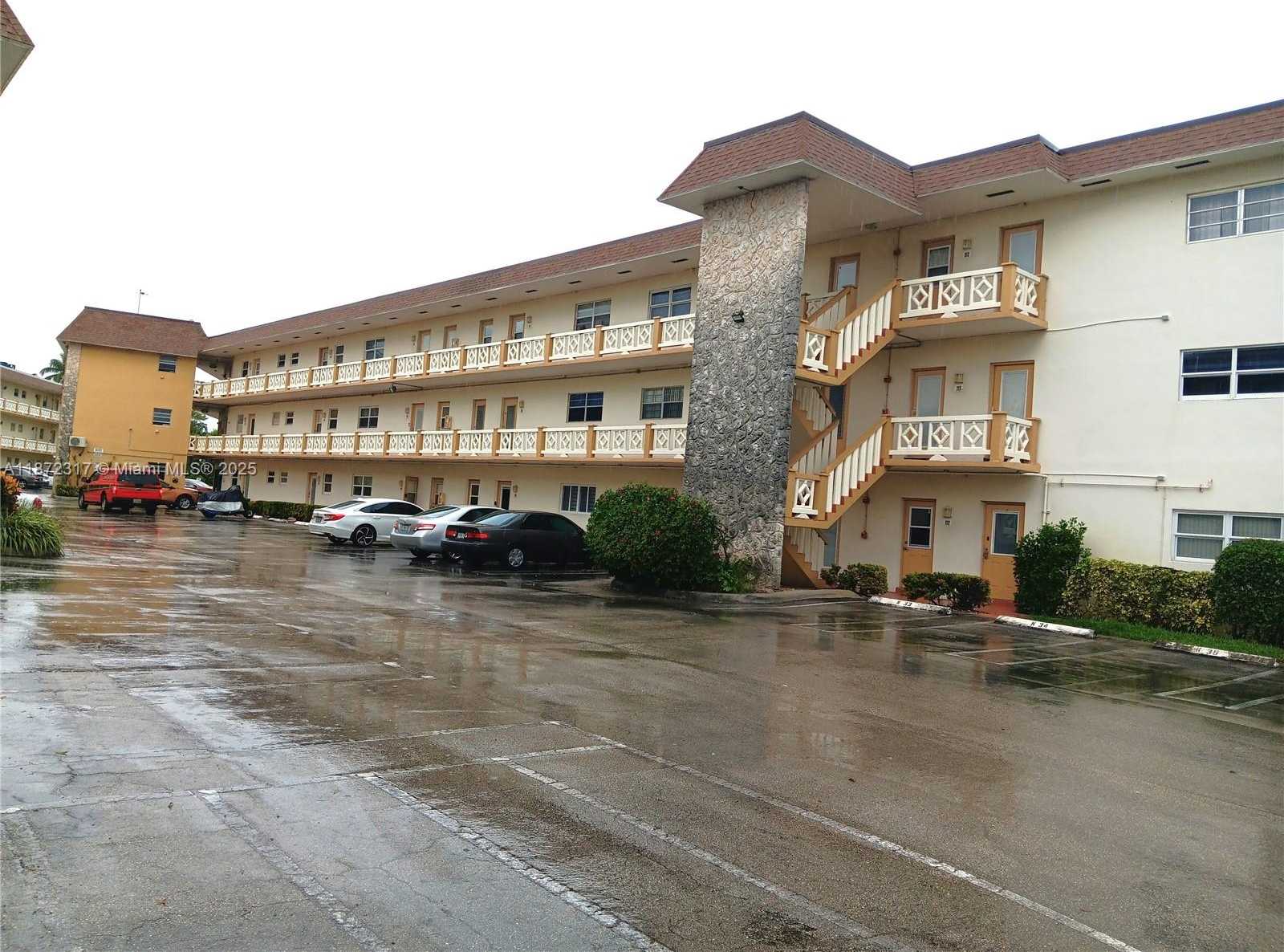 Small Image of 5121 WEST OAKLAND PARK BLVD #109, Lauderdale Lakes Number 10