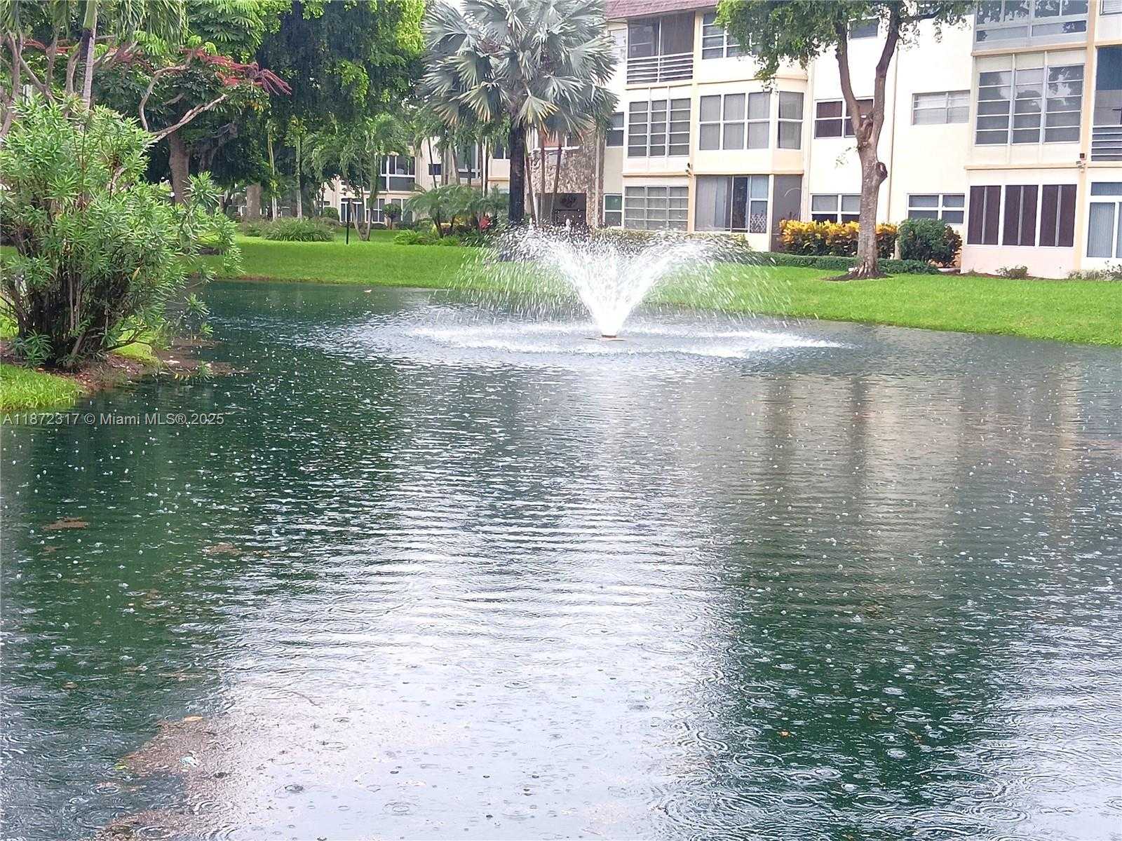 Small Image of 5121 WEST OAKLAND PARK BLVD #109, Lauderdale Lakes Number 2