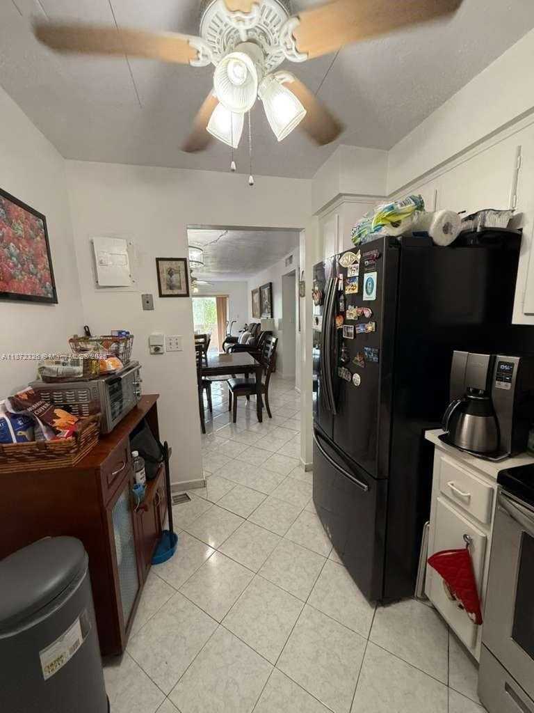 Small Image of 1200 TALLWOOD AVE #305, Hollywood Number 5