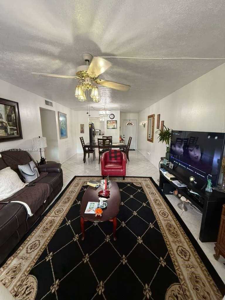 Small Image of 1200 TALLWOOD AVE #305, Hollywood Number 6