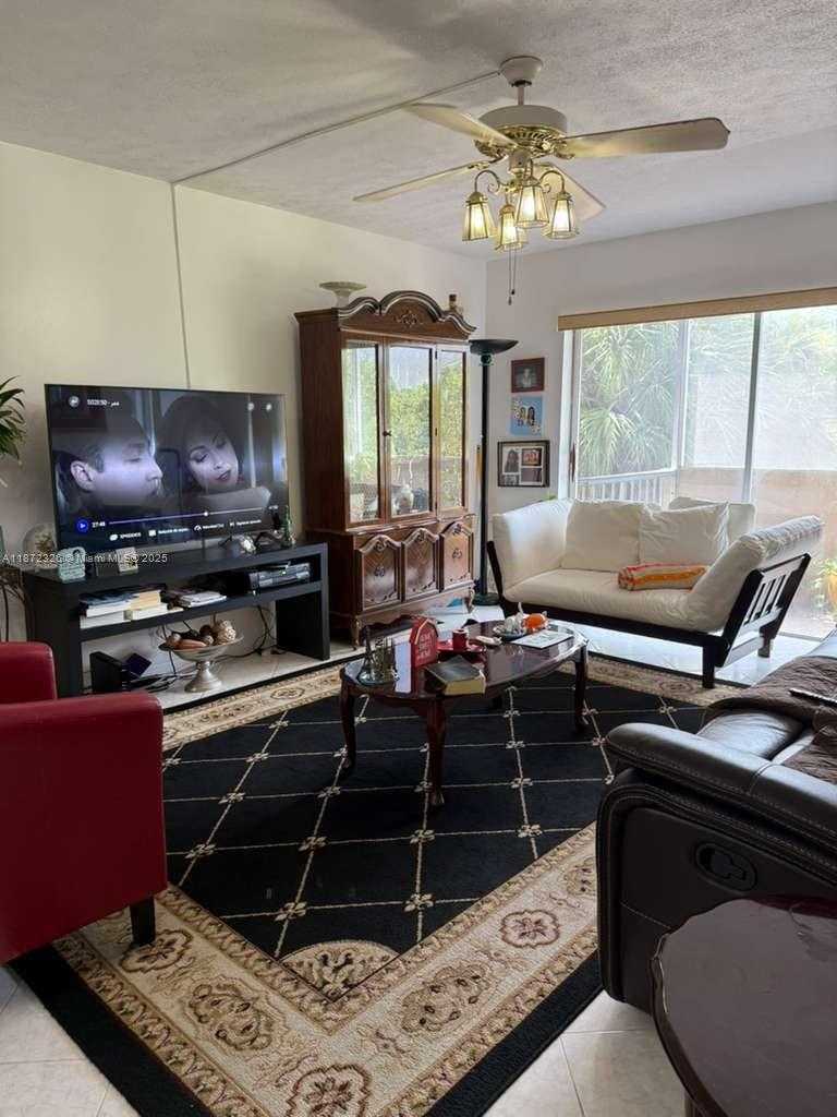 Small Image of 1200 TALLWOOD AVE #305, Hollywood Number 7