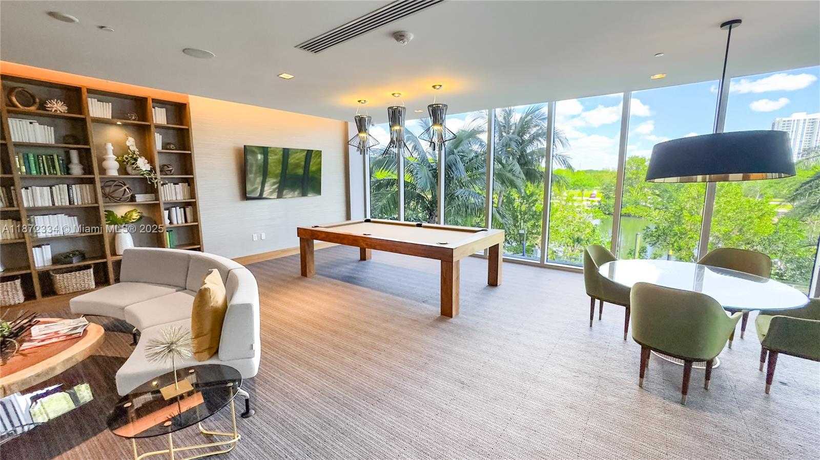 Small Image of 16385 BISCAYNE BLVD #405, North Miami Beach Number 25