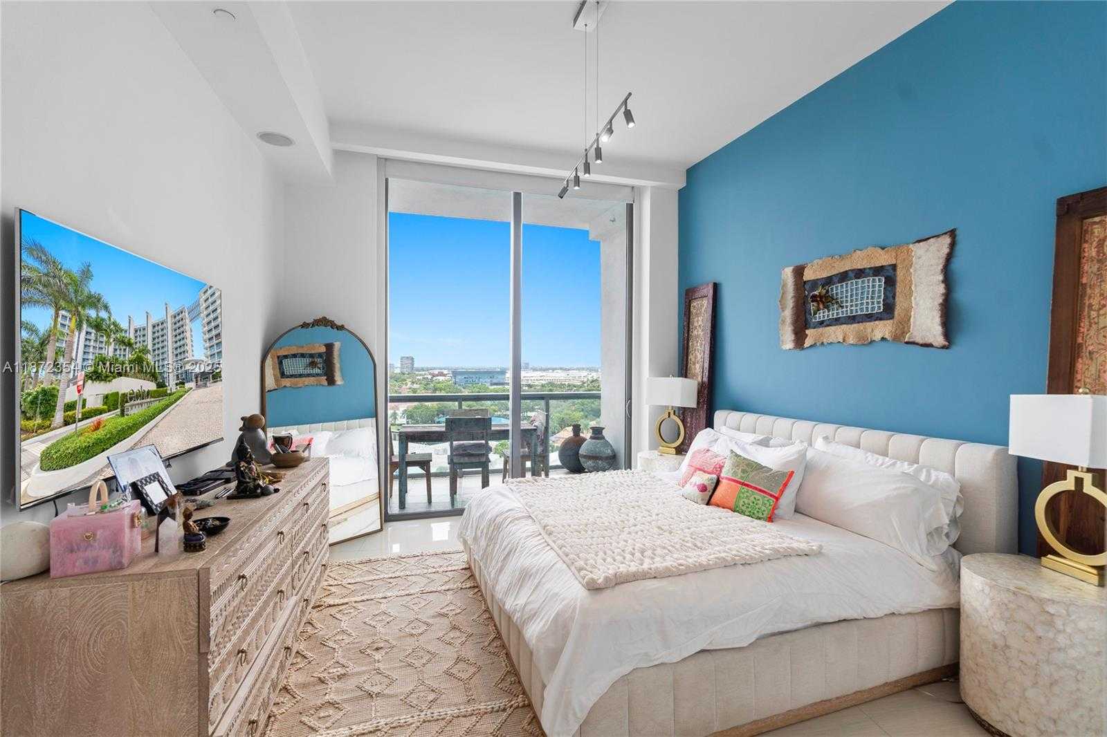 Small Image of 3300 NORTH EAST 188TH ST #LPH16, Aventura Number 29