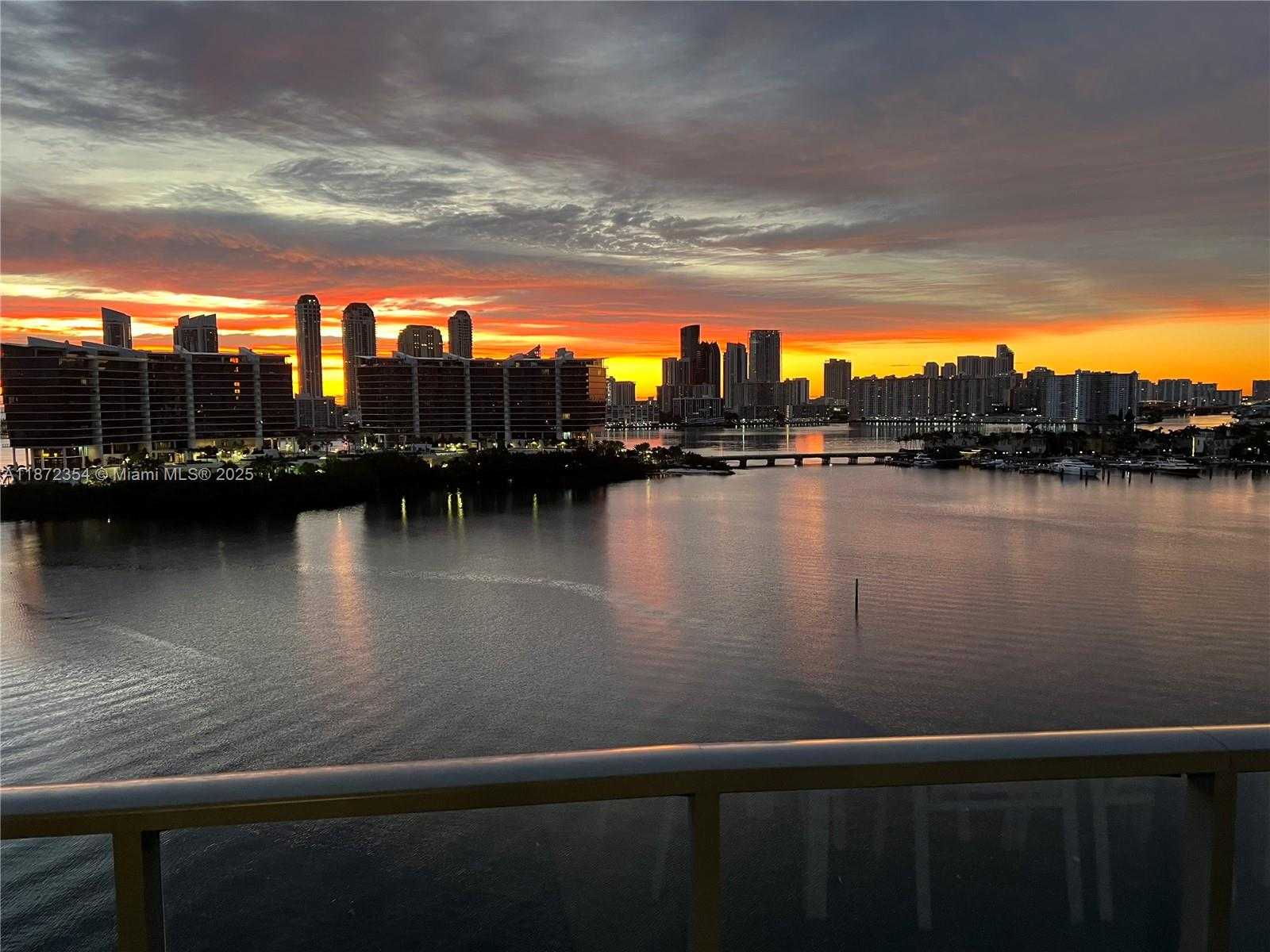Small Image of 3300 NORTH EAST 188TH ST #LPH16, Aventura Number 35