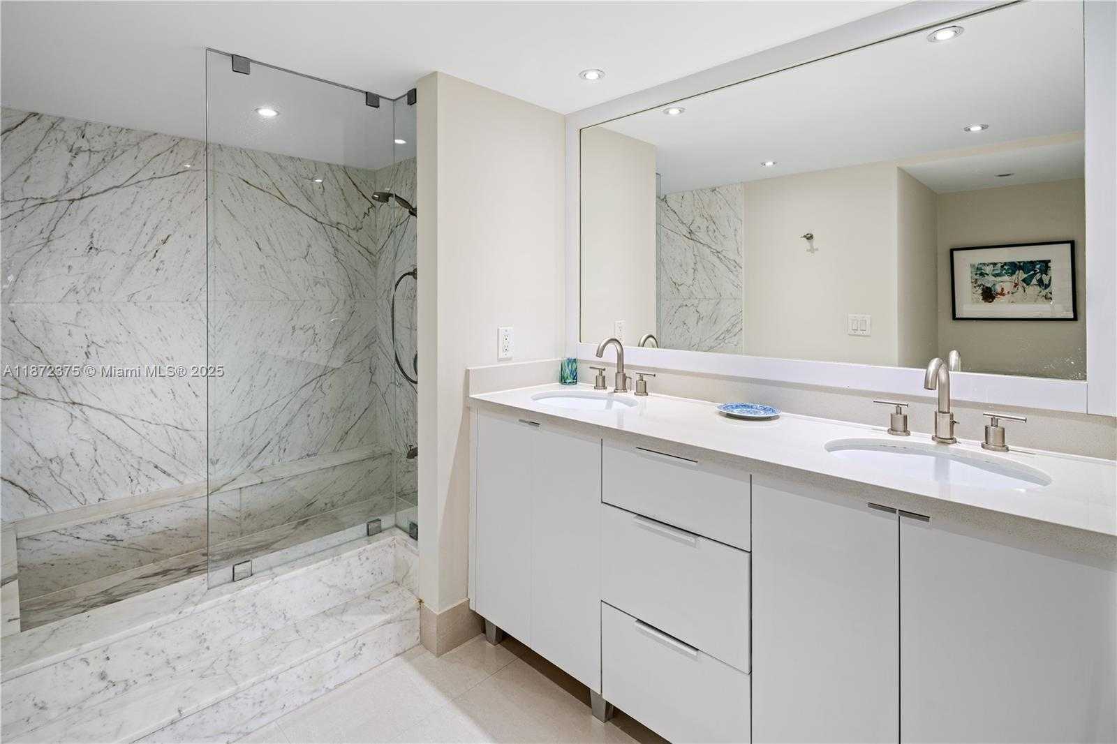 Small Image of 199 OCEAN LANE DR #1005, Key Biscayne Number 19