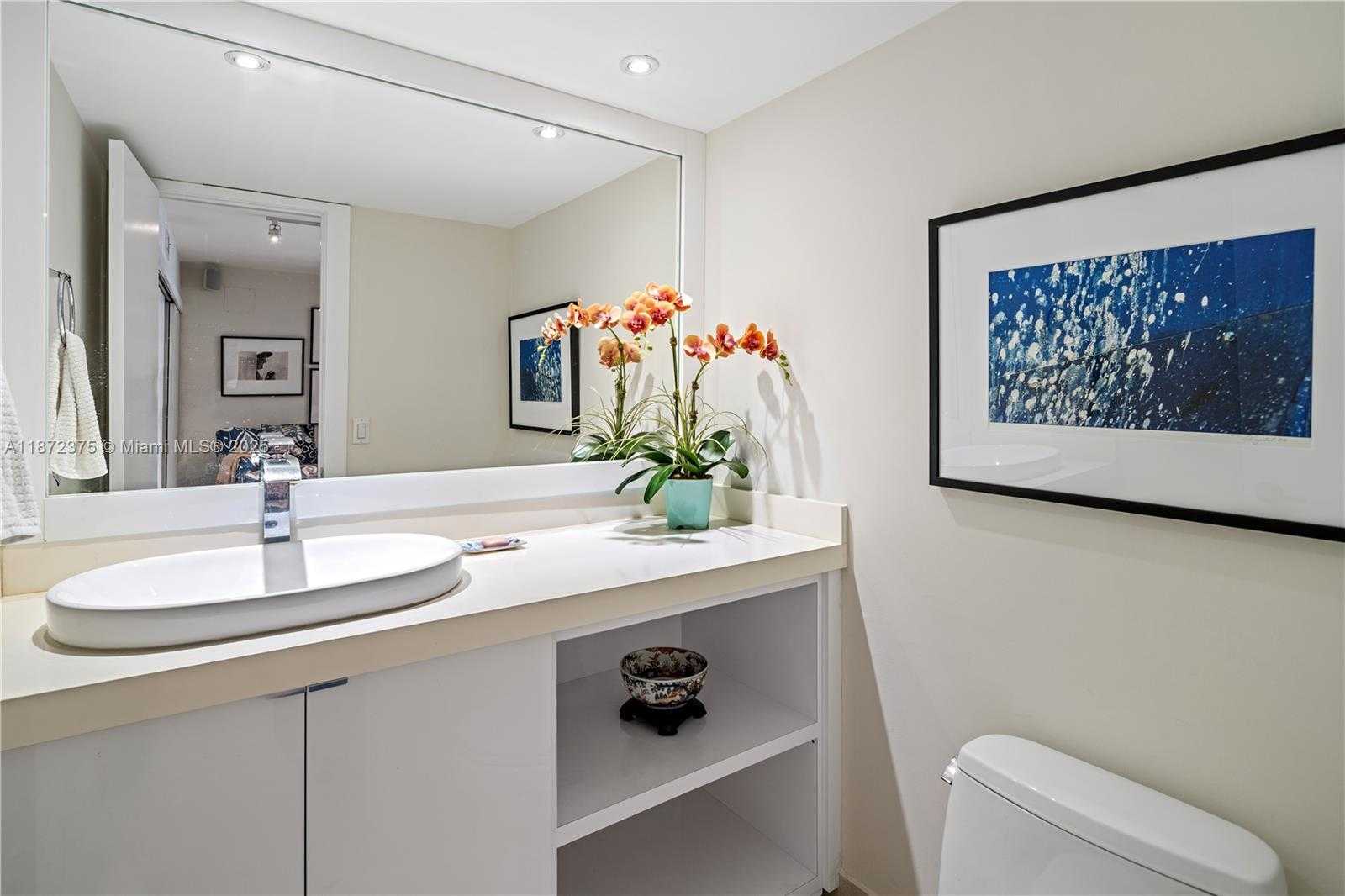 Small Image of 199 OCEAN LANE DR #1005, Key Biscayne Number 28