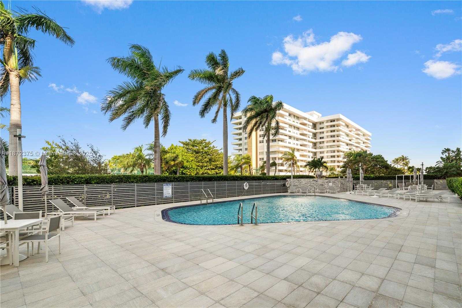 Small Image of 199 OCEAN LANE DR #1005, Key Biscayne Number 29