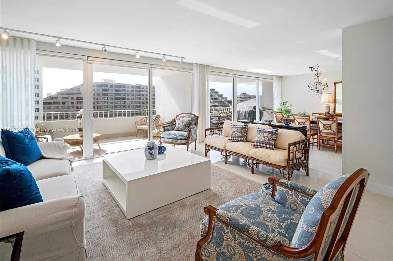 Small Image of 199 OCEAN LANE DR #1005, Key Biscayne Number 5