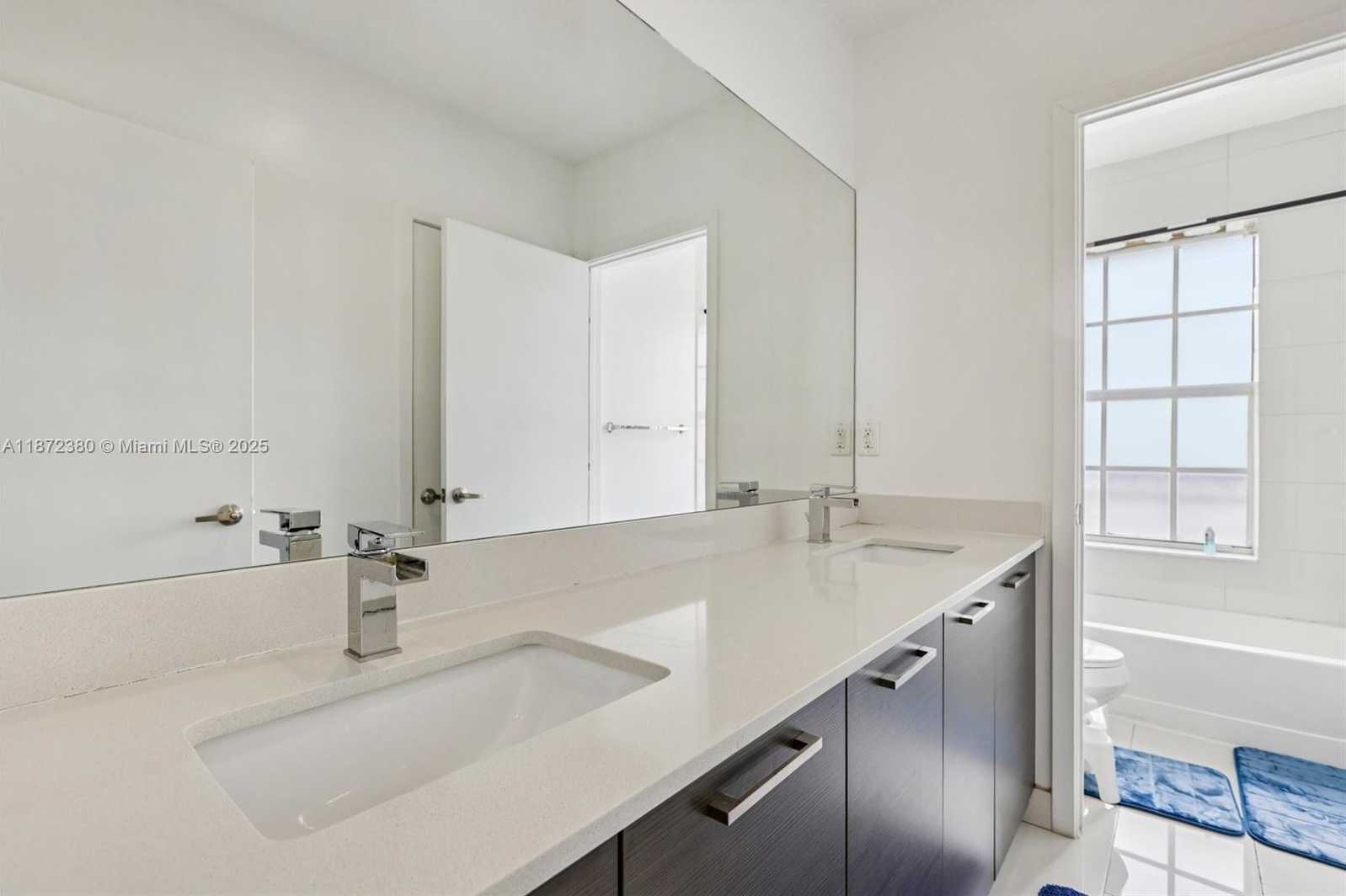 Small Image of 3563 NORTH WEST 13TH ST, Lauderhill Number 31