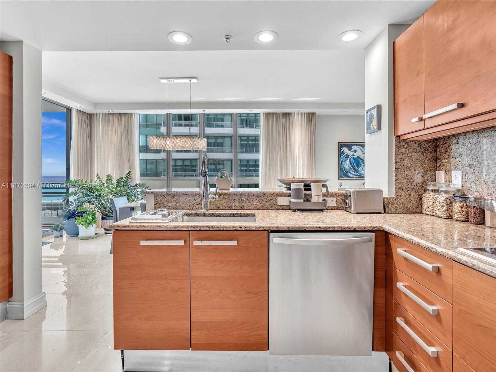 Small Image of 3535 SOUTH OCEAN DR #905, Hollywood Number 31